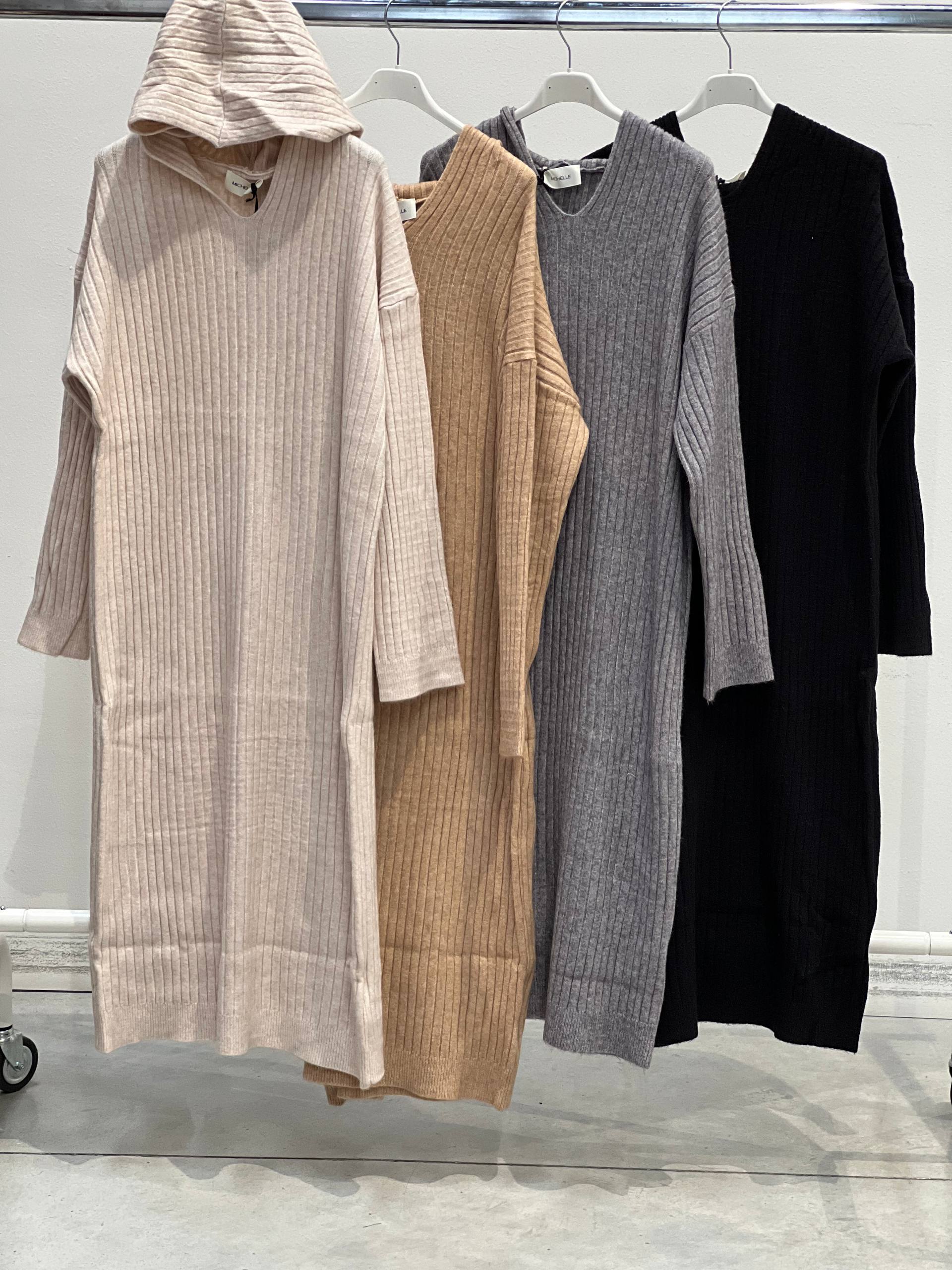 Amelie Follies (Michelle)