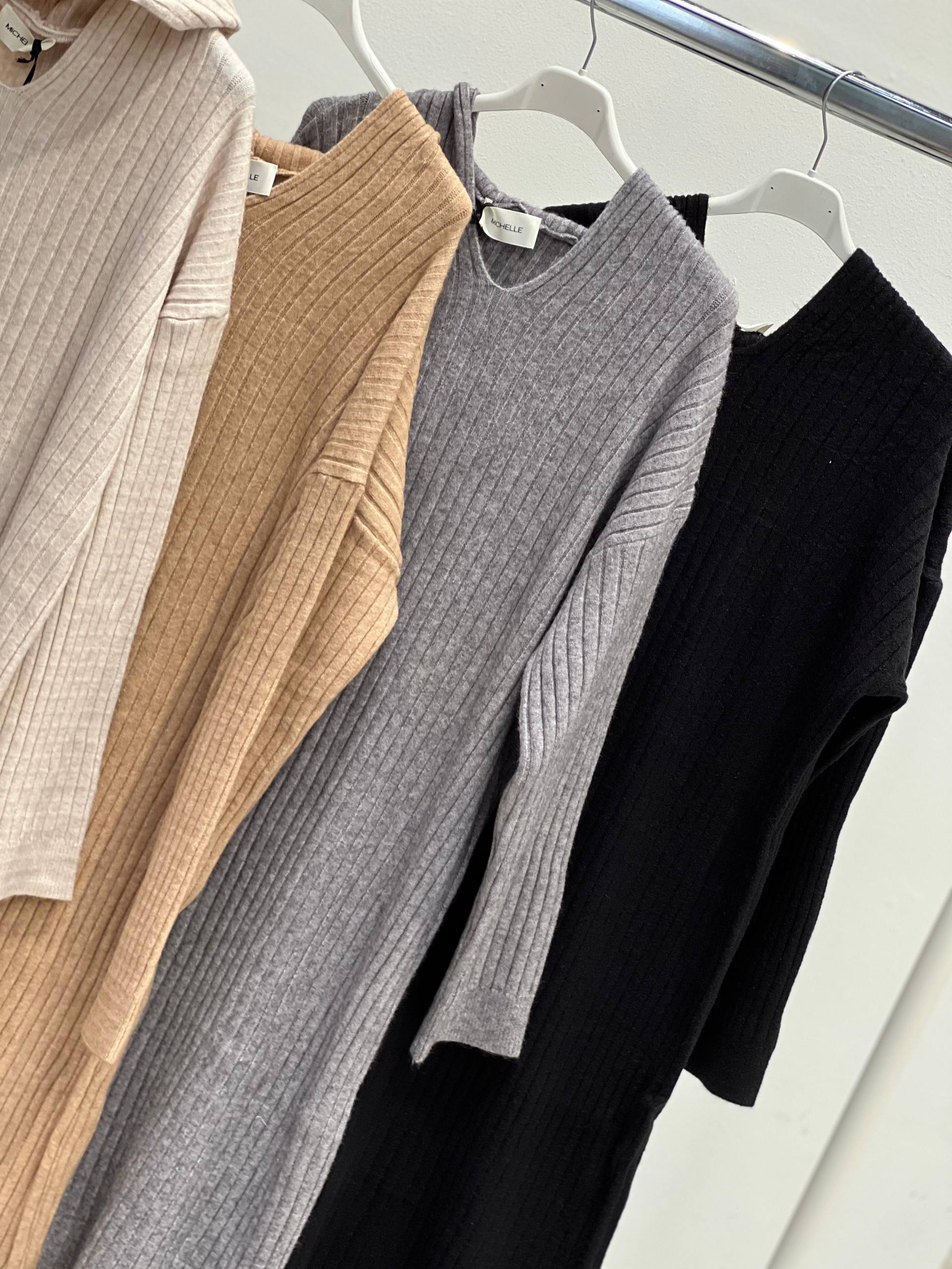 Amelie Follies (Michelle)