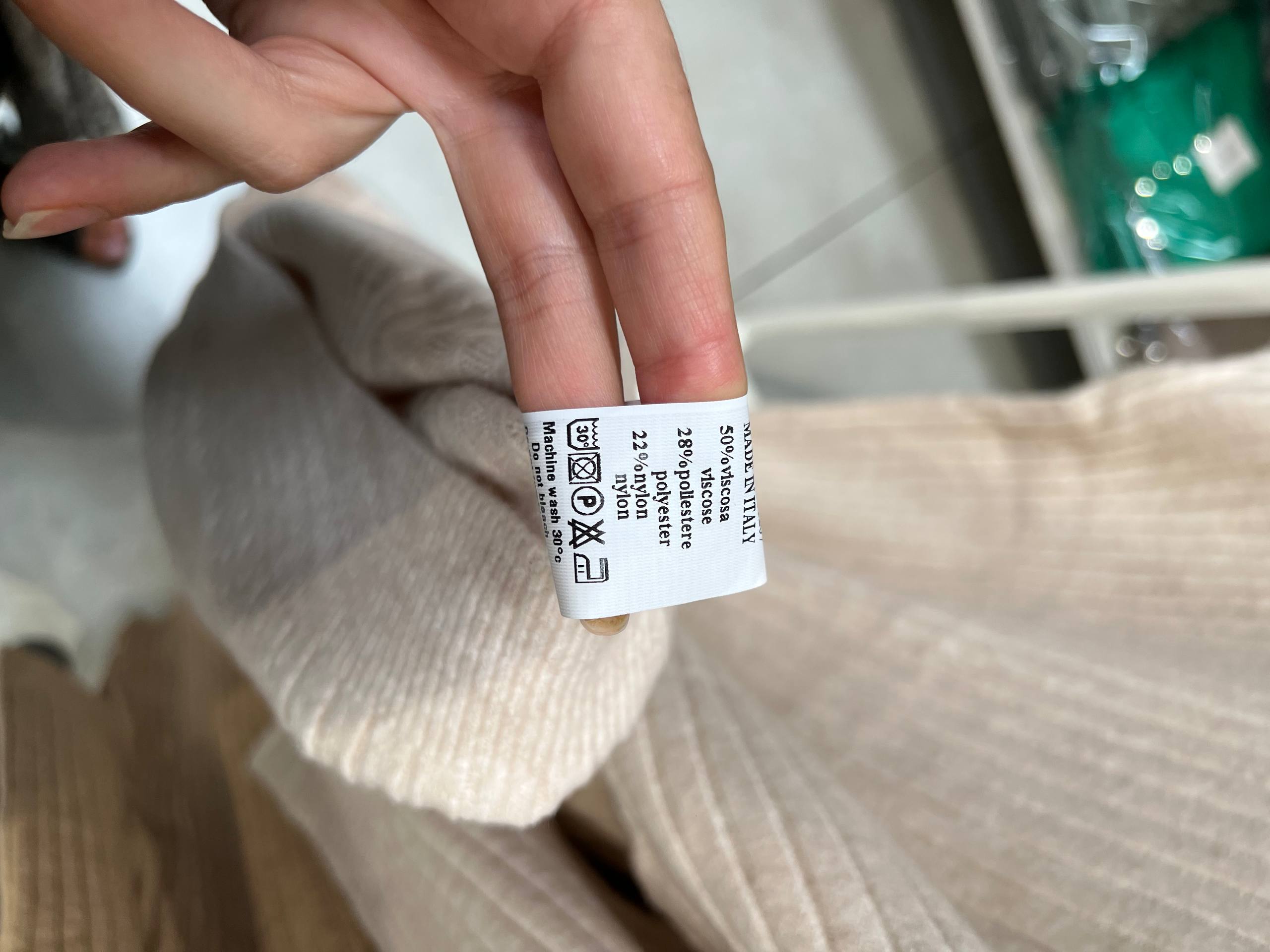 Amelie Follies (Michelle)