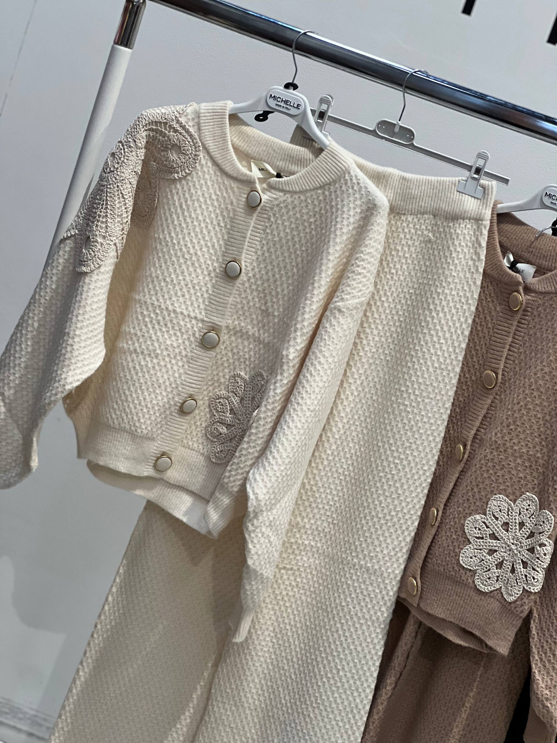 Amelie Follies (Michelle)