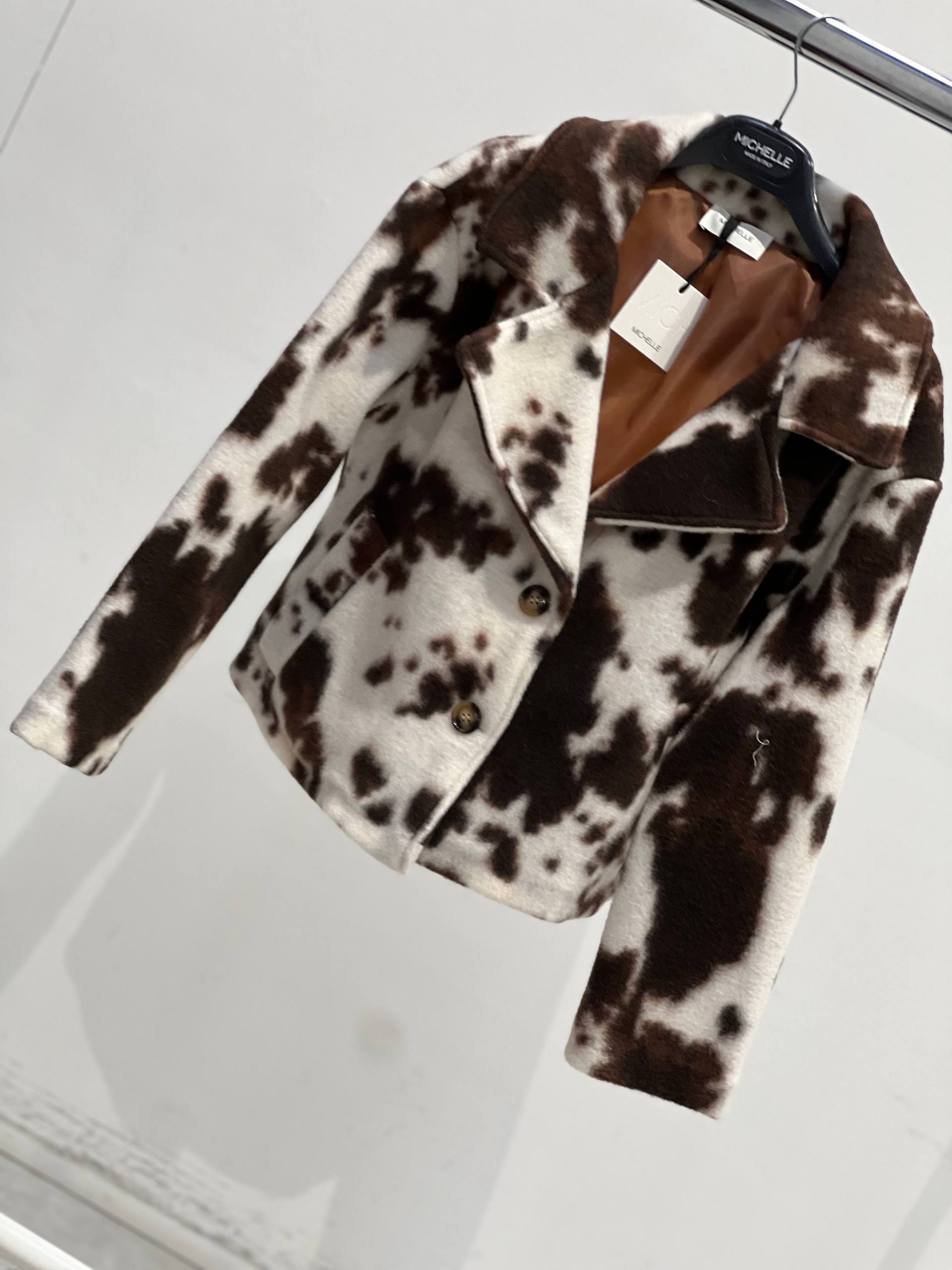 Amelie Follies (Michelle)