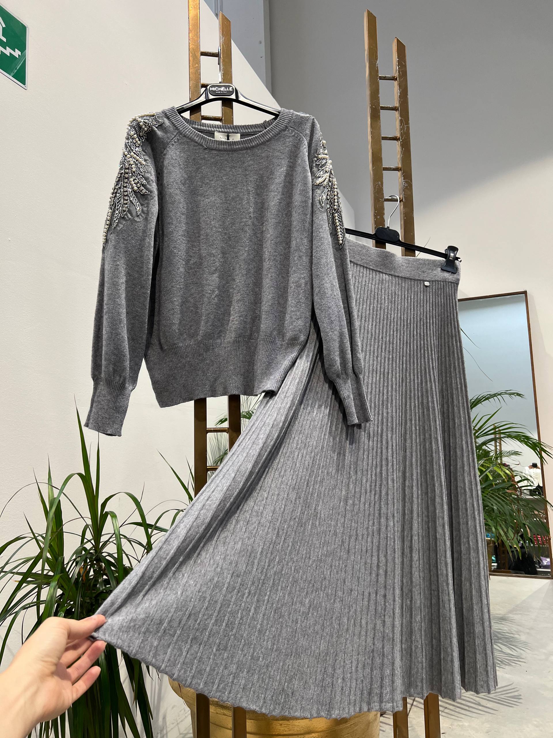 Amelie Follies (Michelle)