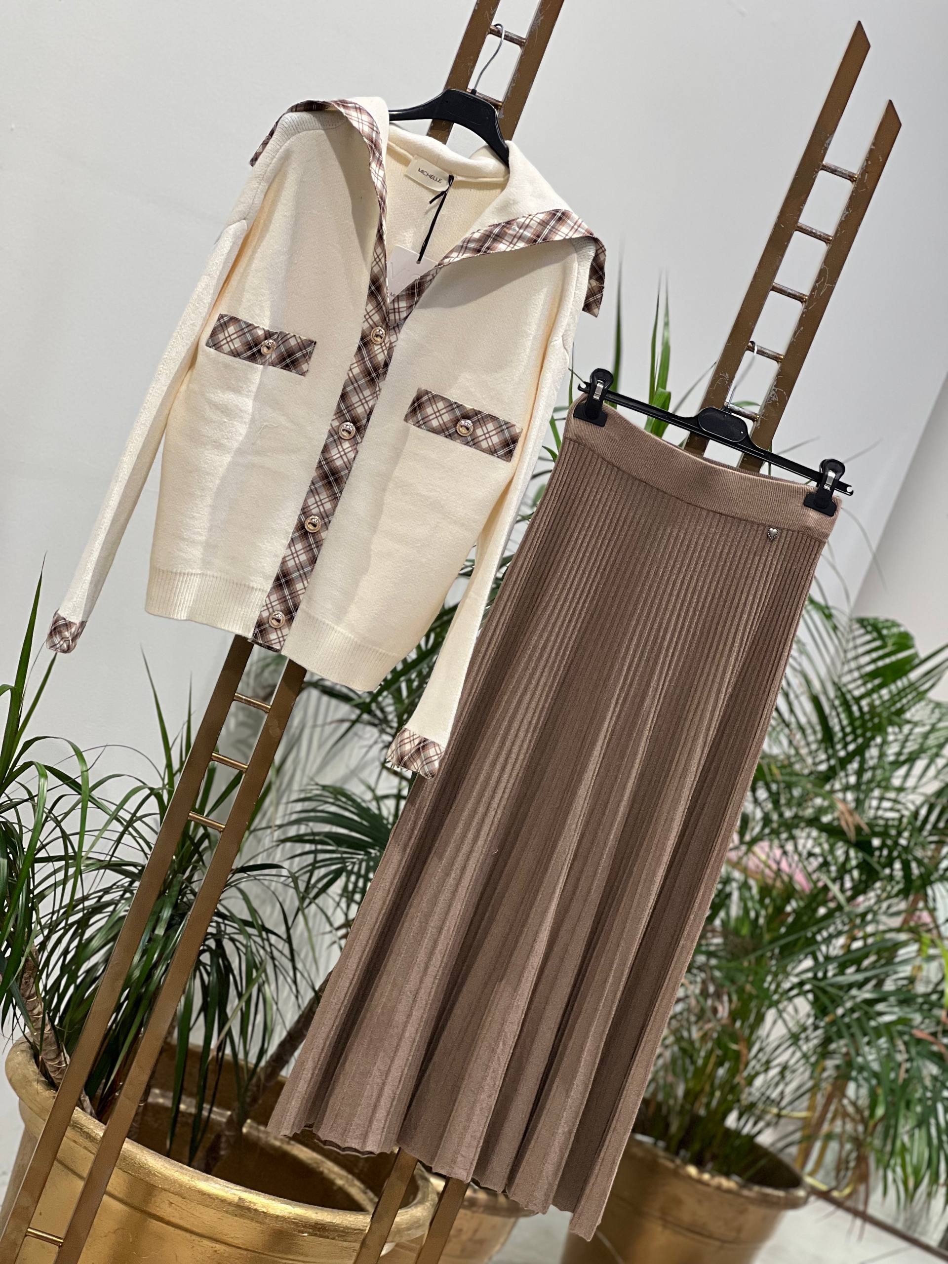 Amelie Follies (Michelle)