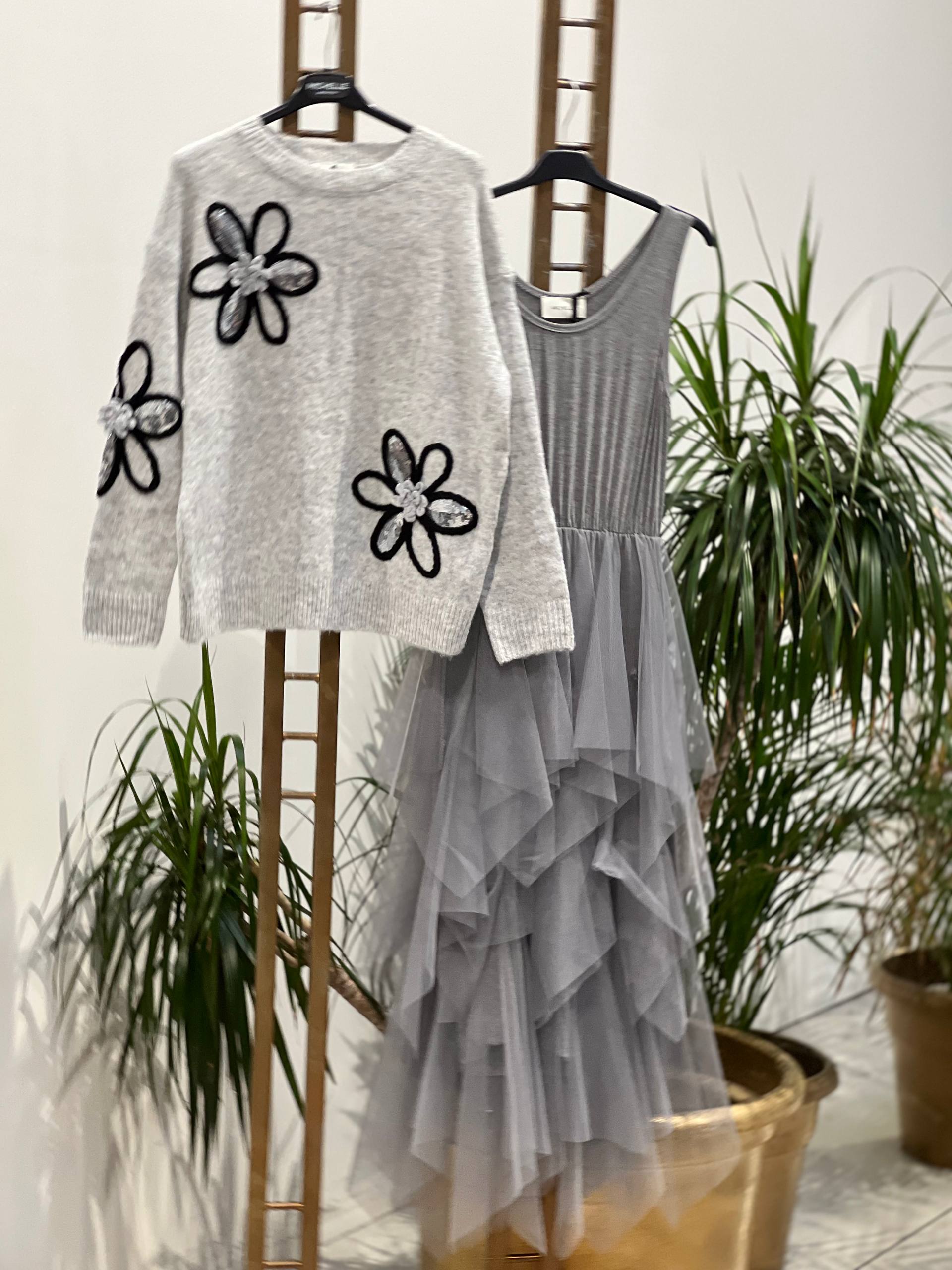 Amelie Follies (Michelle)