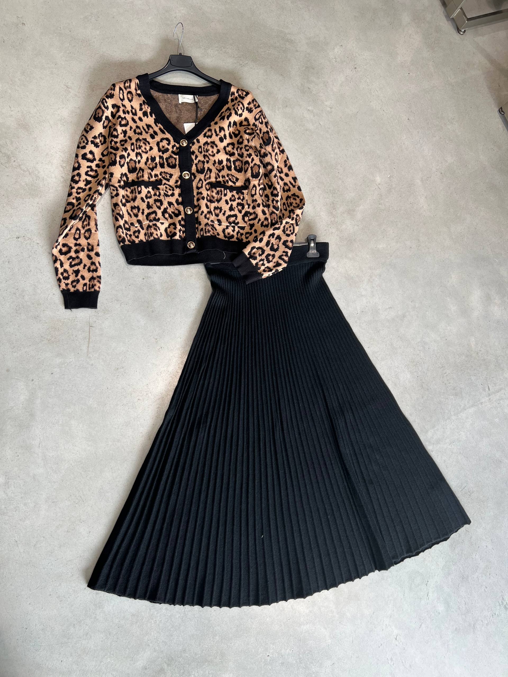 Amelie Follies (Michelle)