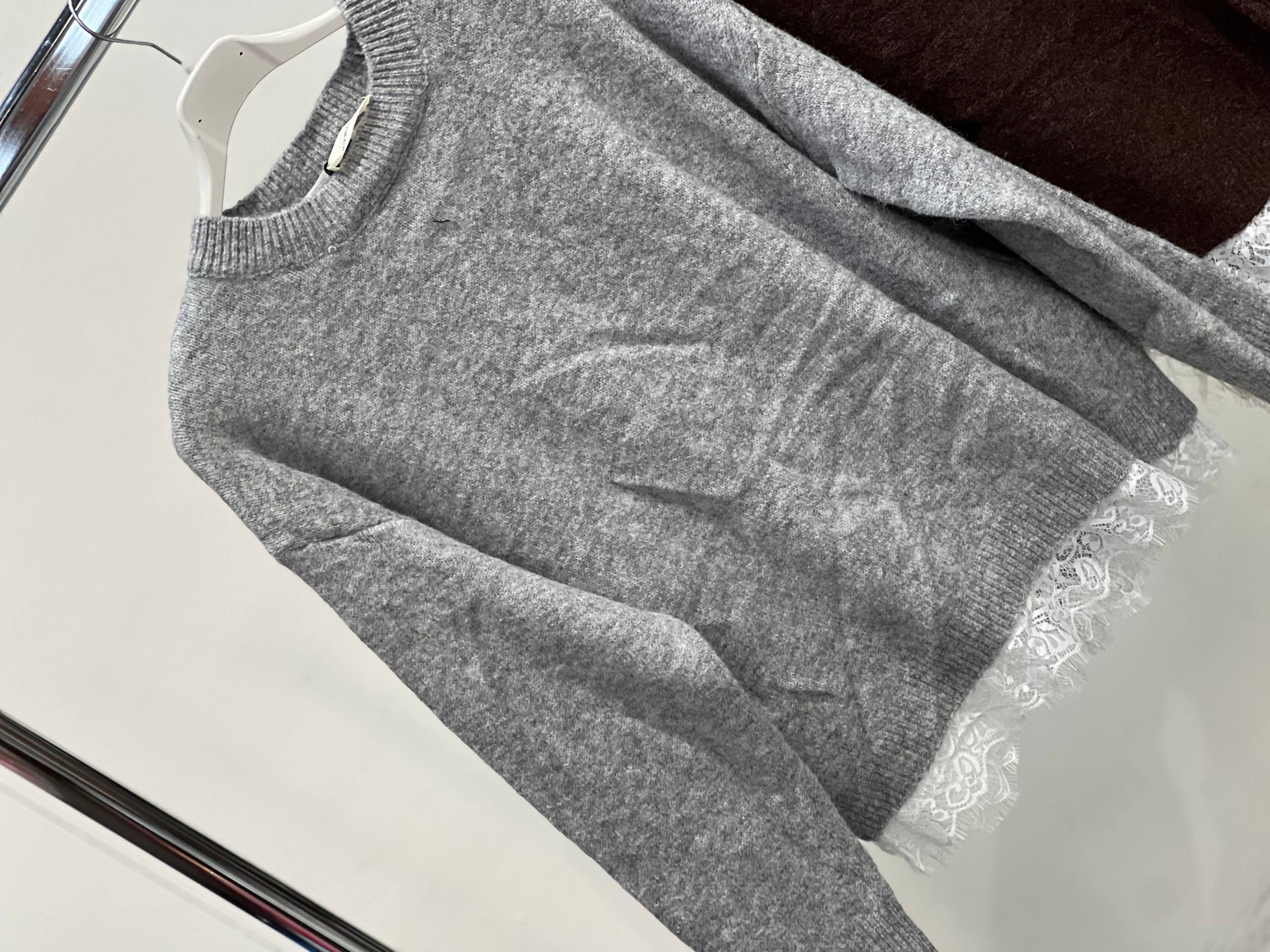 Amelie Follies (Michelle)