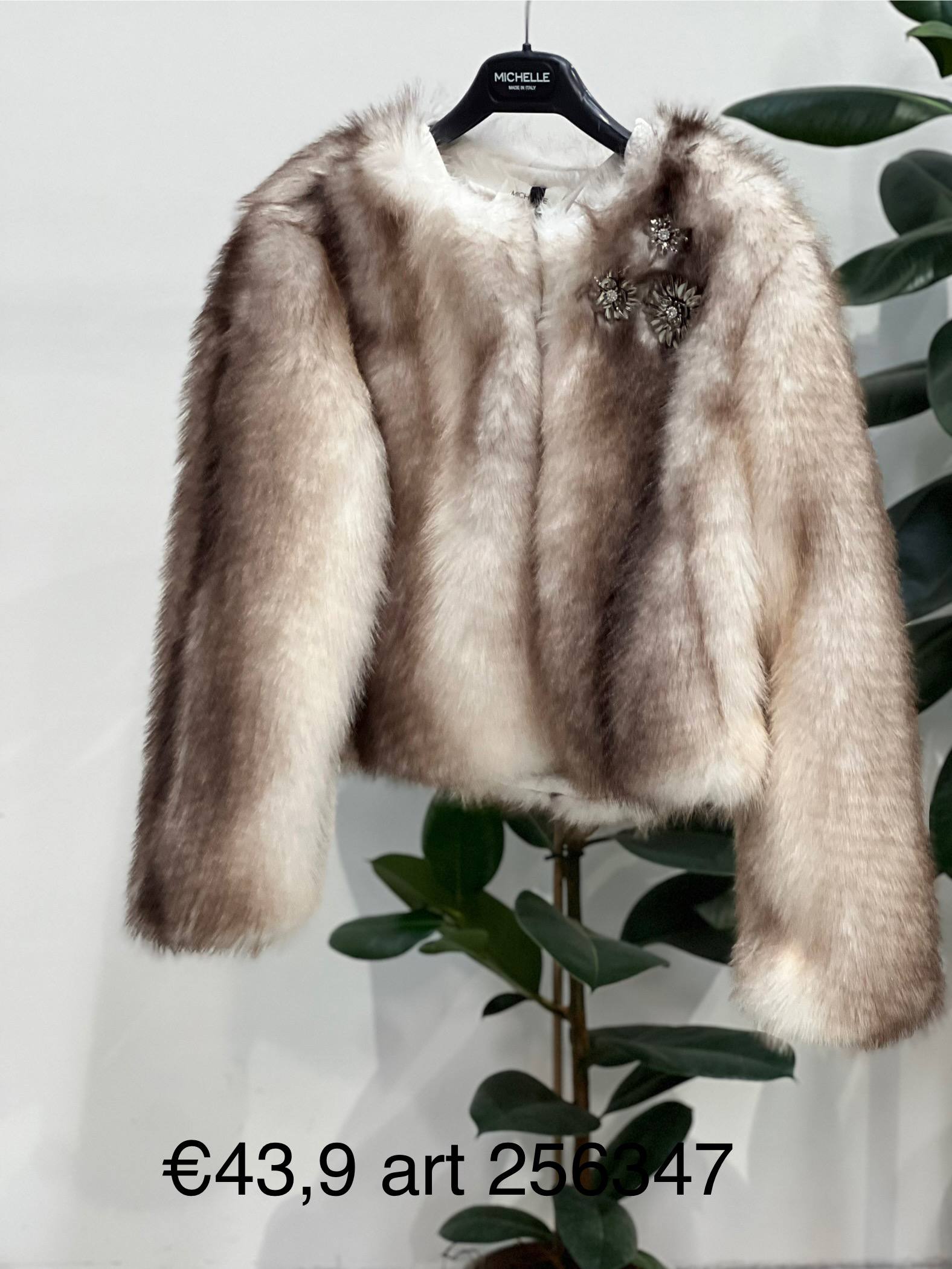 Amelie Follies (Michelle)