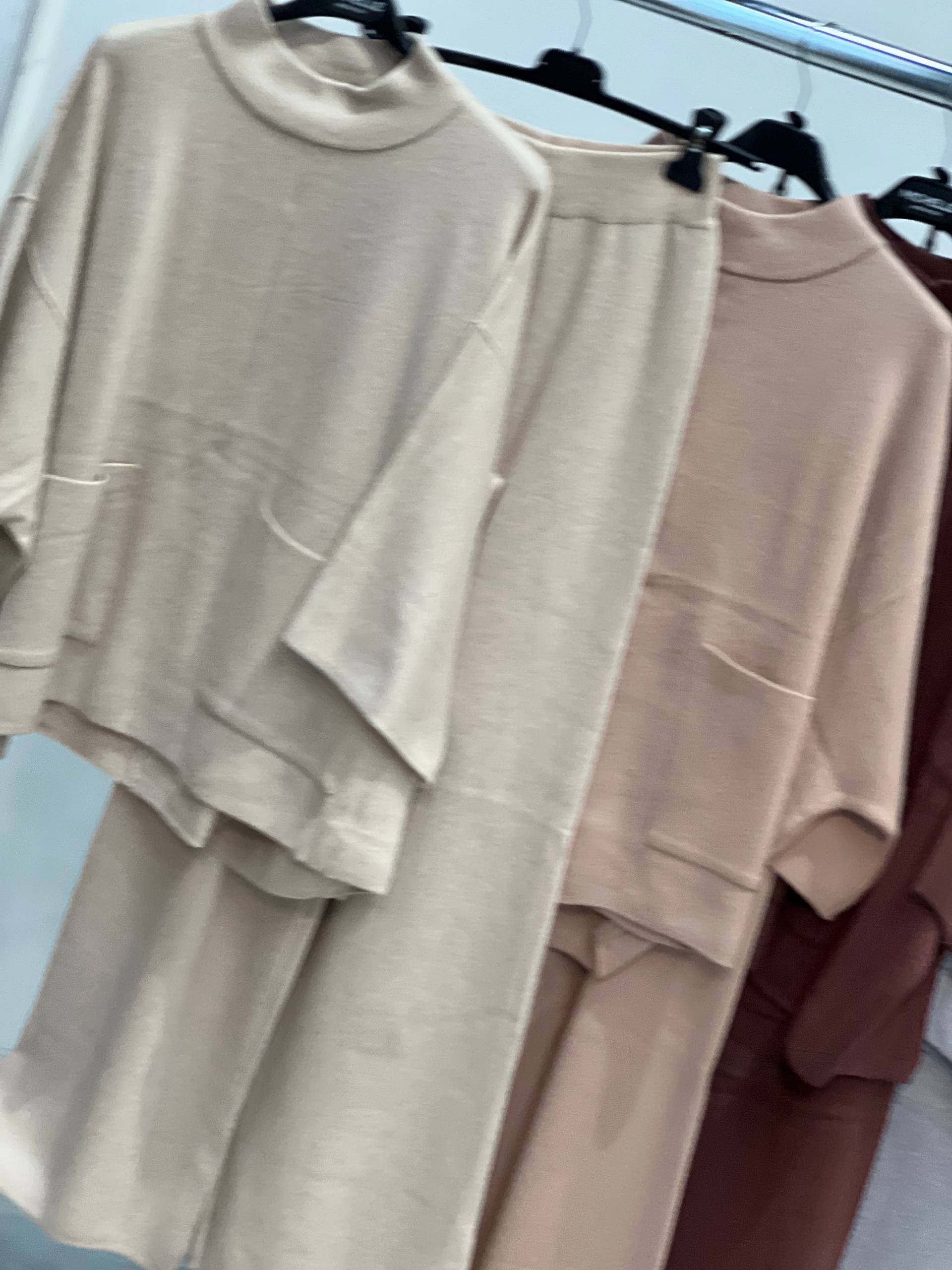 Amelie Follies (Michelle)