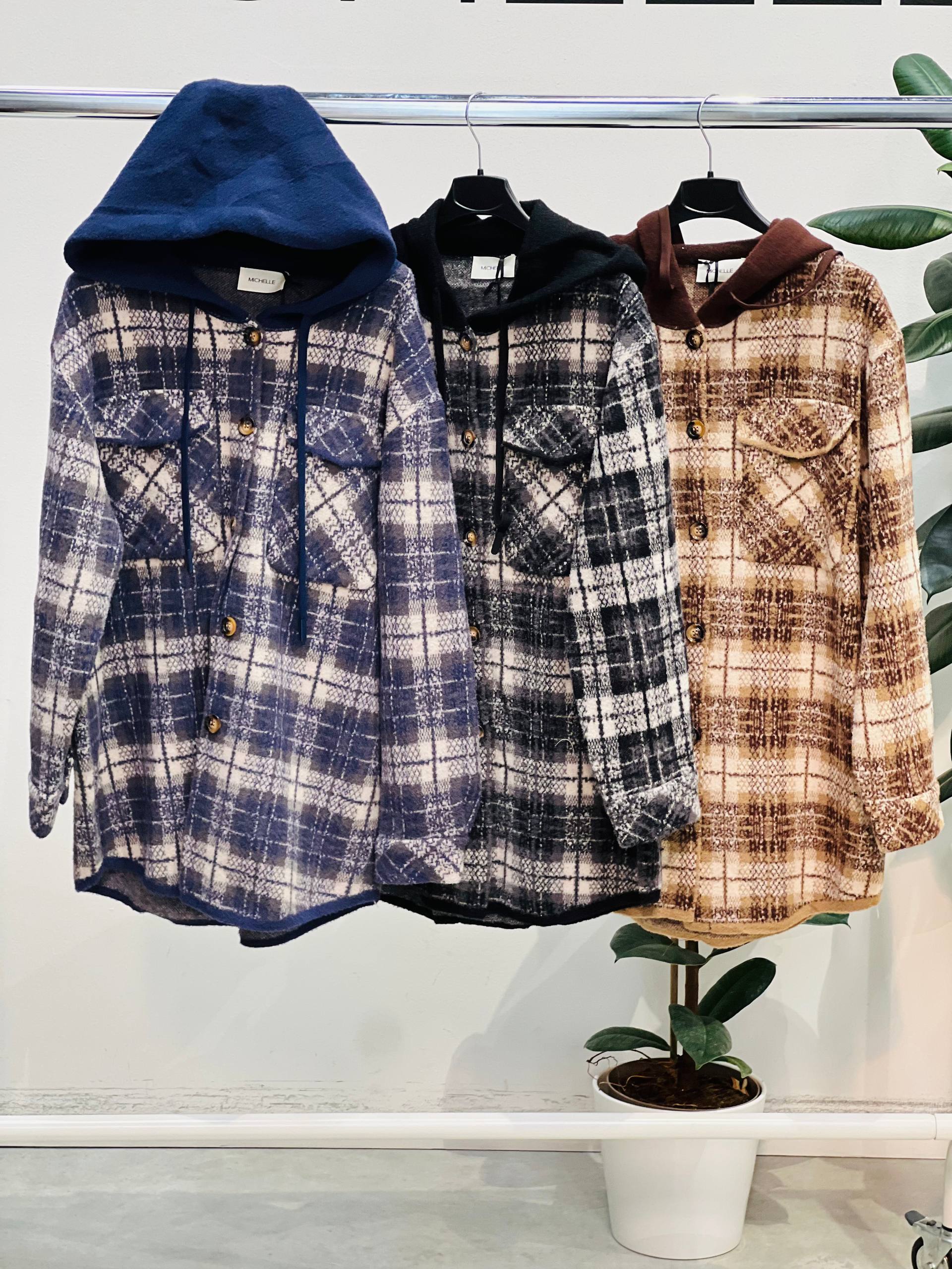 Amelie Follies (Michelle)