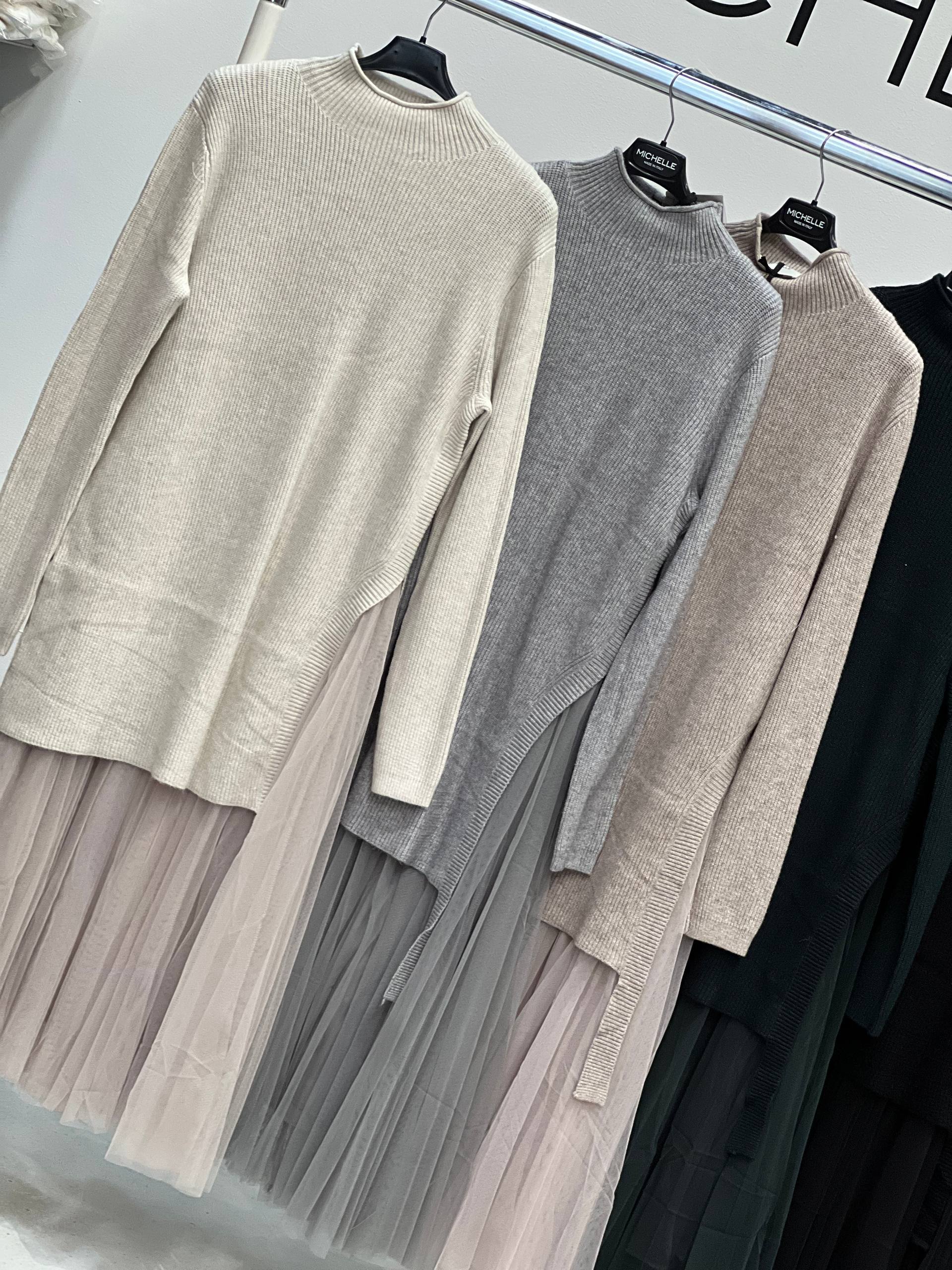 Amelie Follies (Michelle)