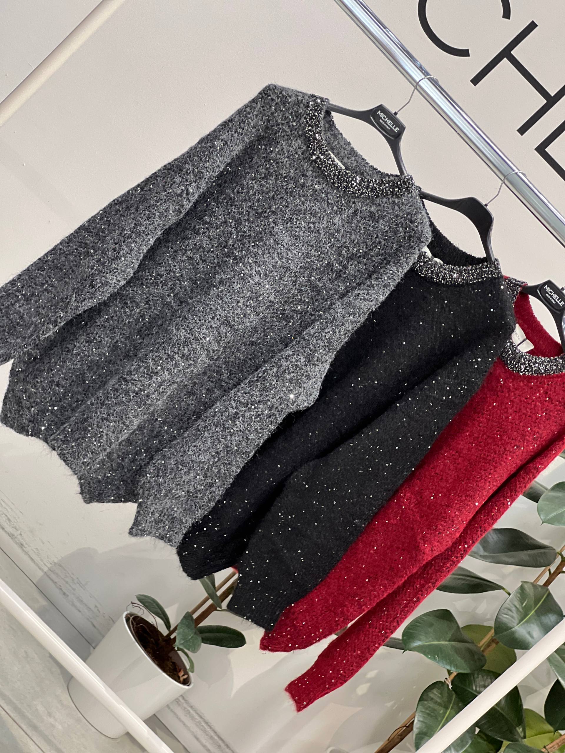 Amelie Follies (Michelle)