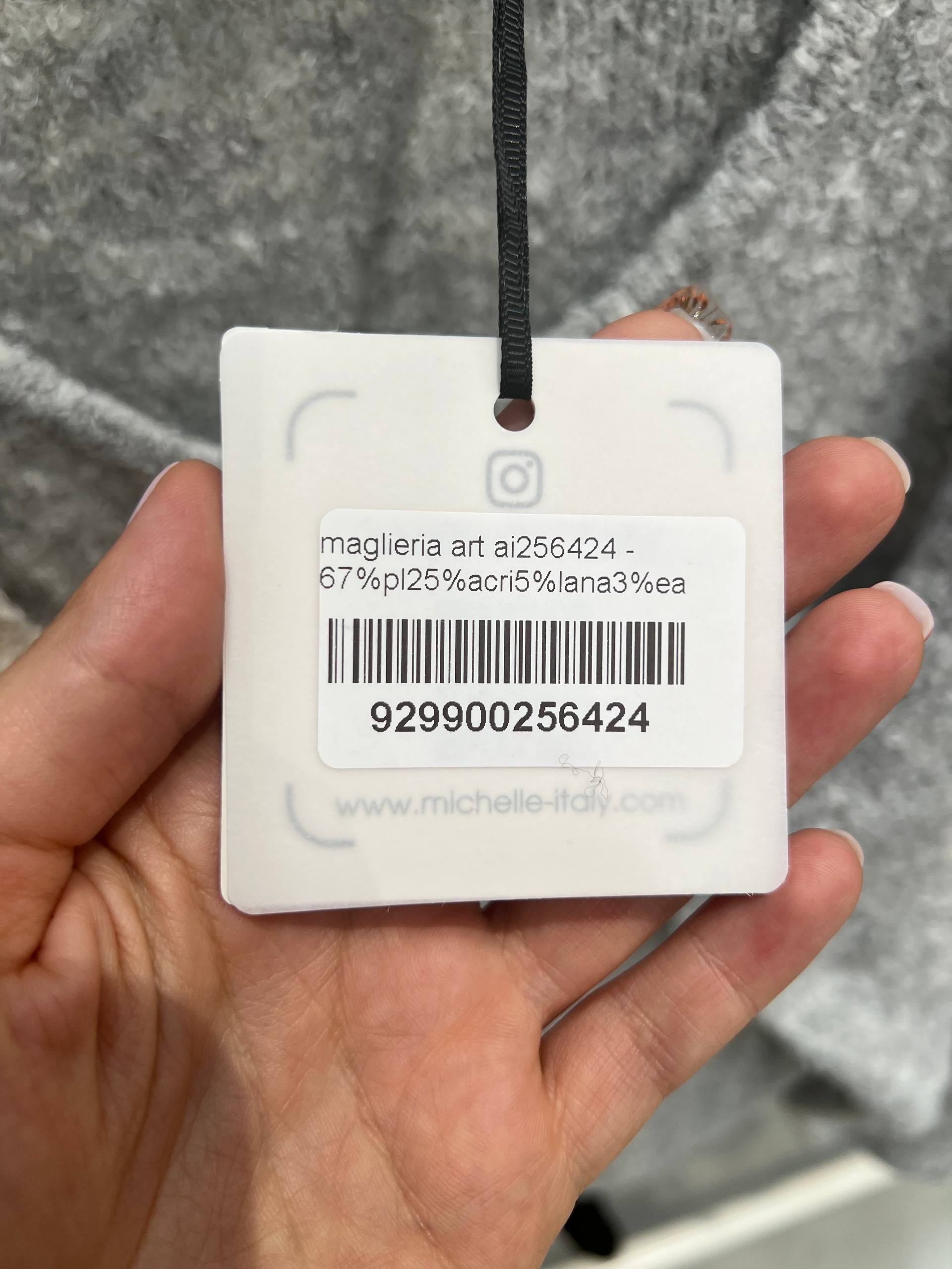 Amelie Follies (Michelle)