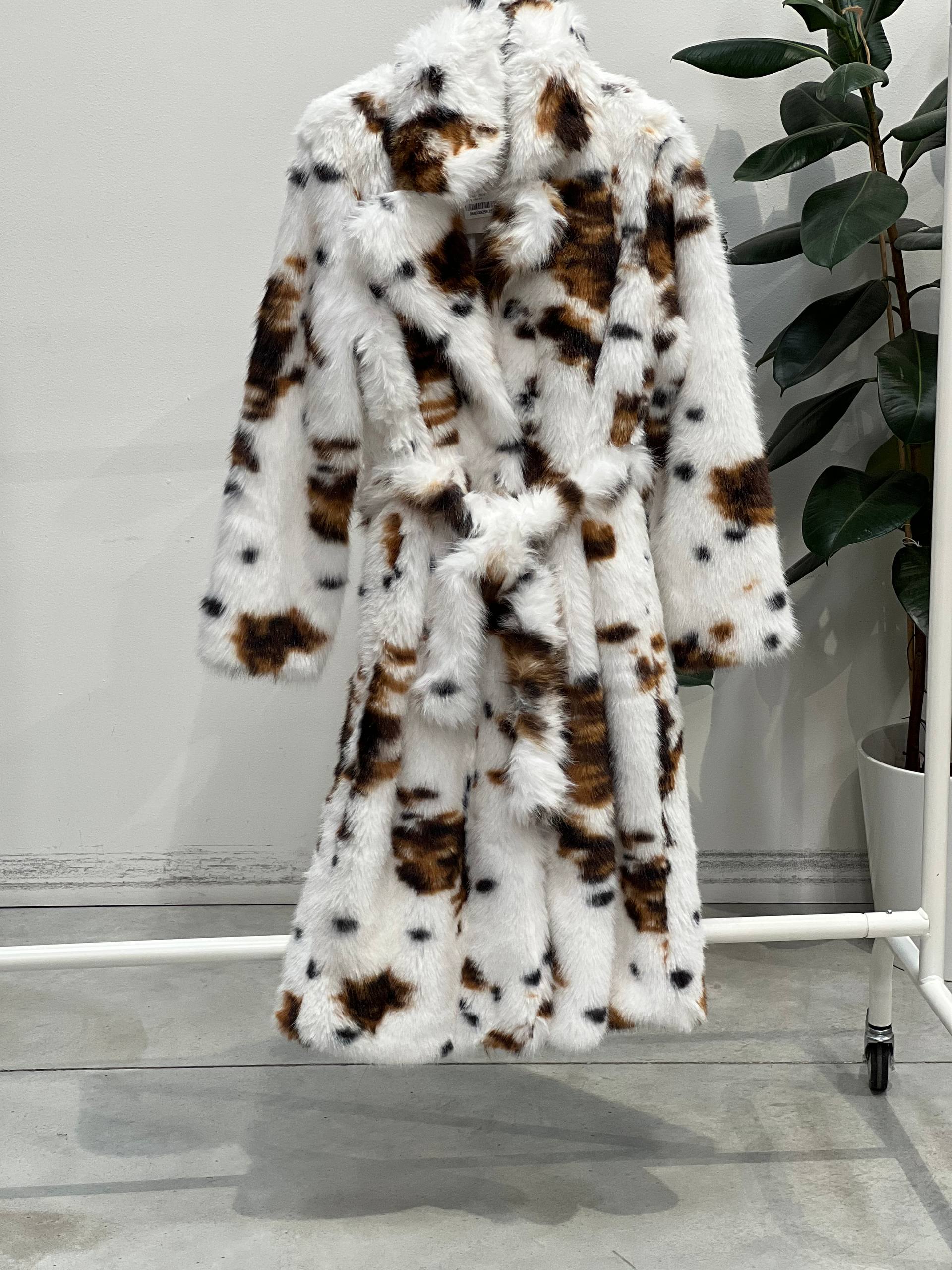 Amelie Follies (Michelle)