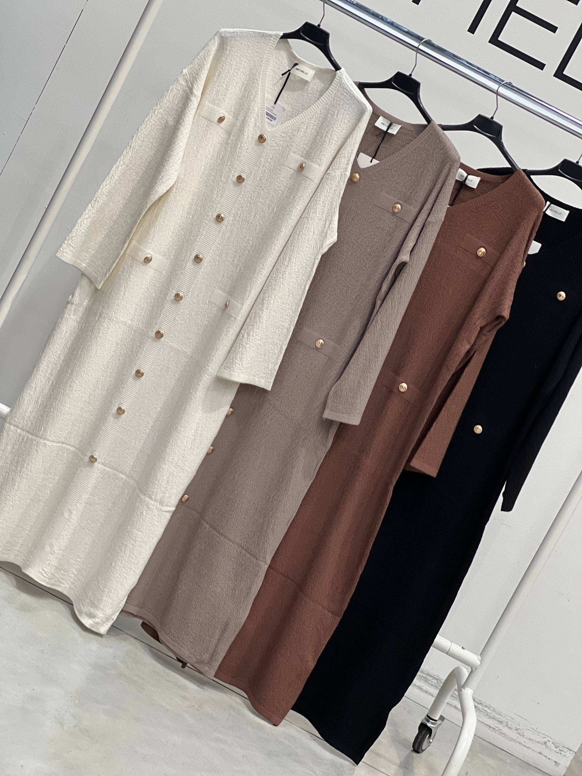 Amelie Follies (Michelle)