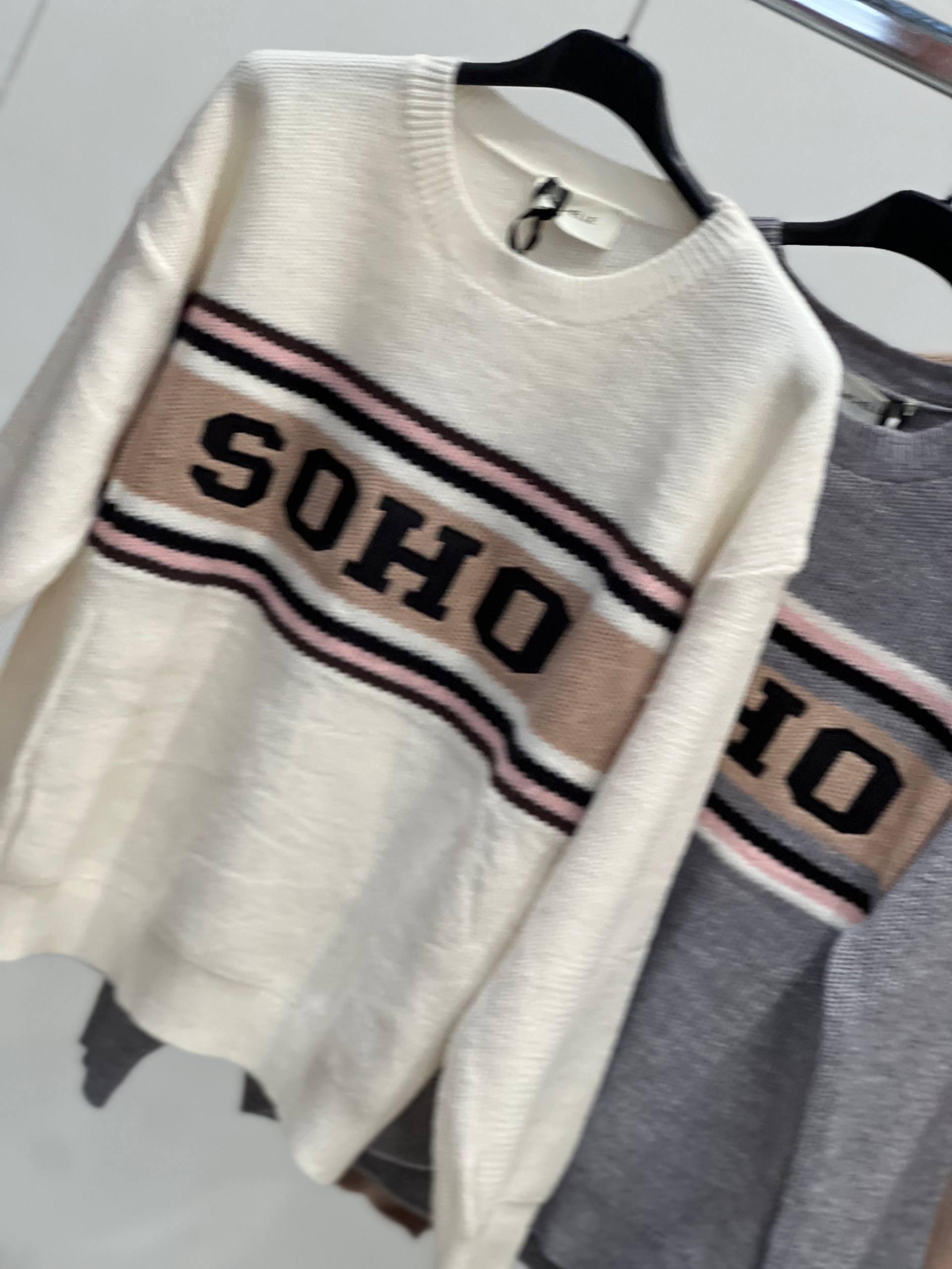 Amelie Follies (Michelle)