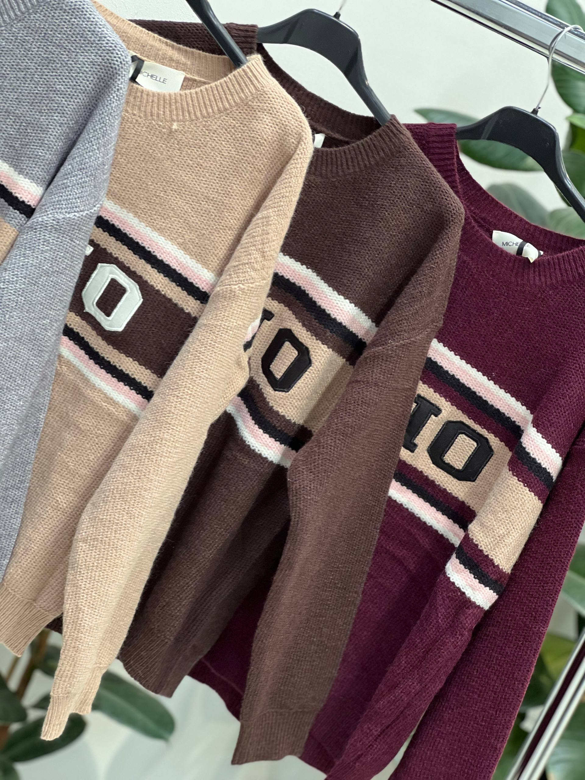 Amelie Follies (Michelle)