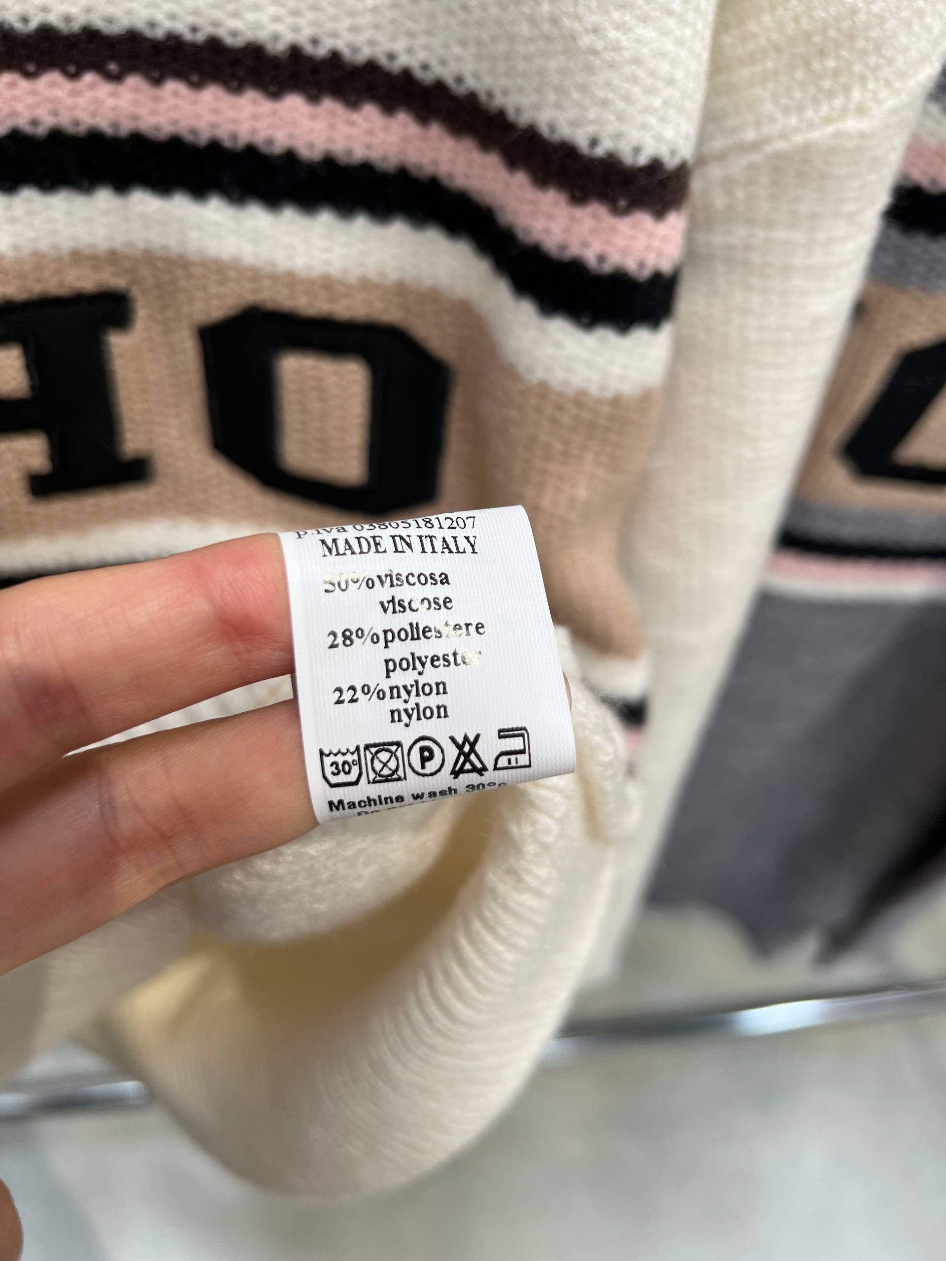 Amelie Follies (Michelle)