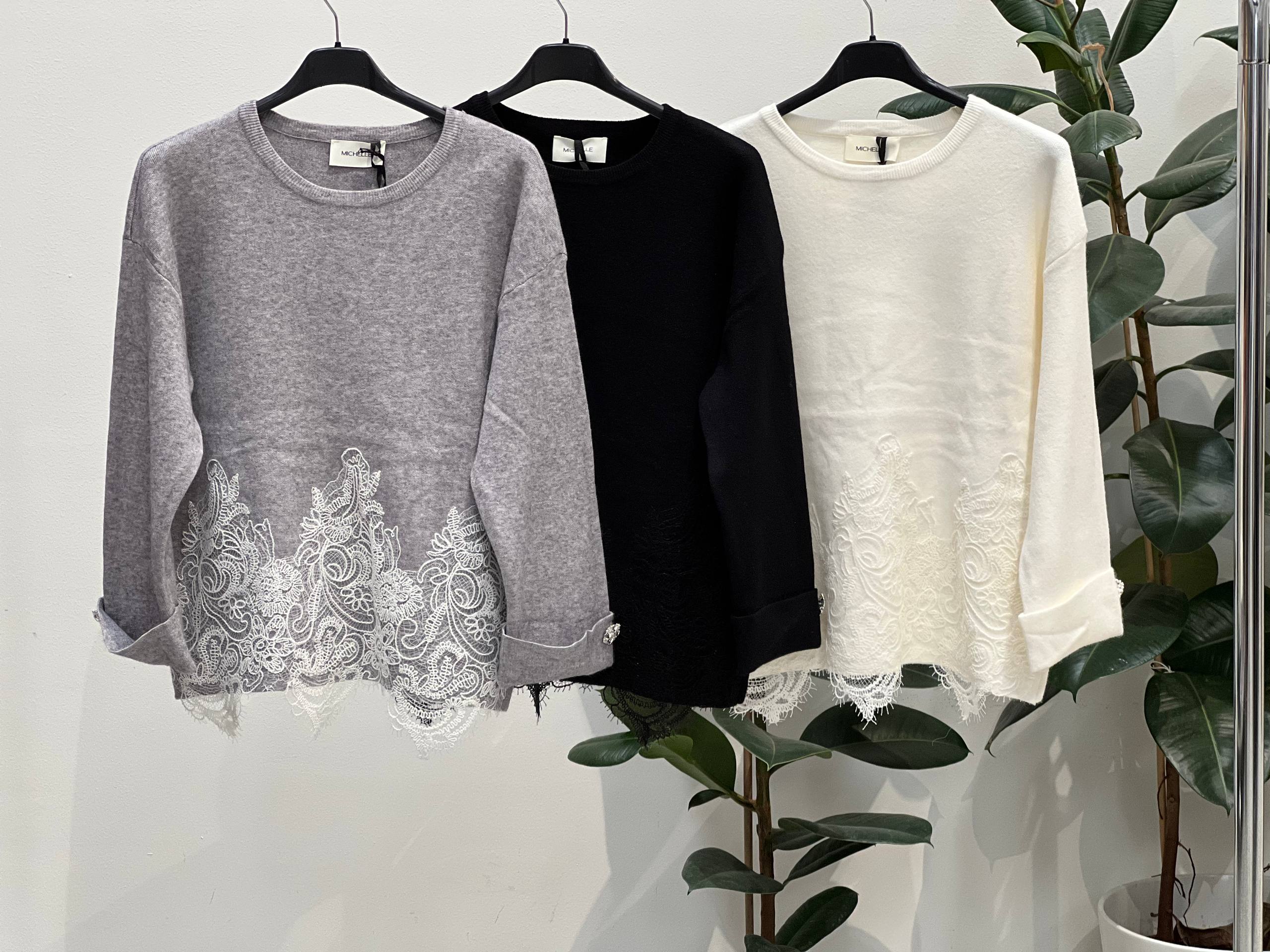 Amelie Follies (Michelle)