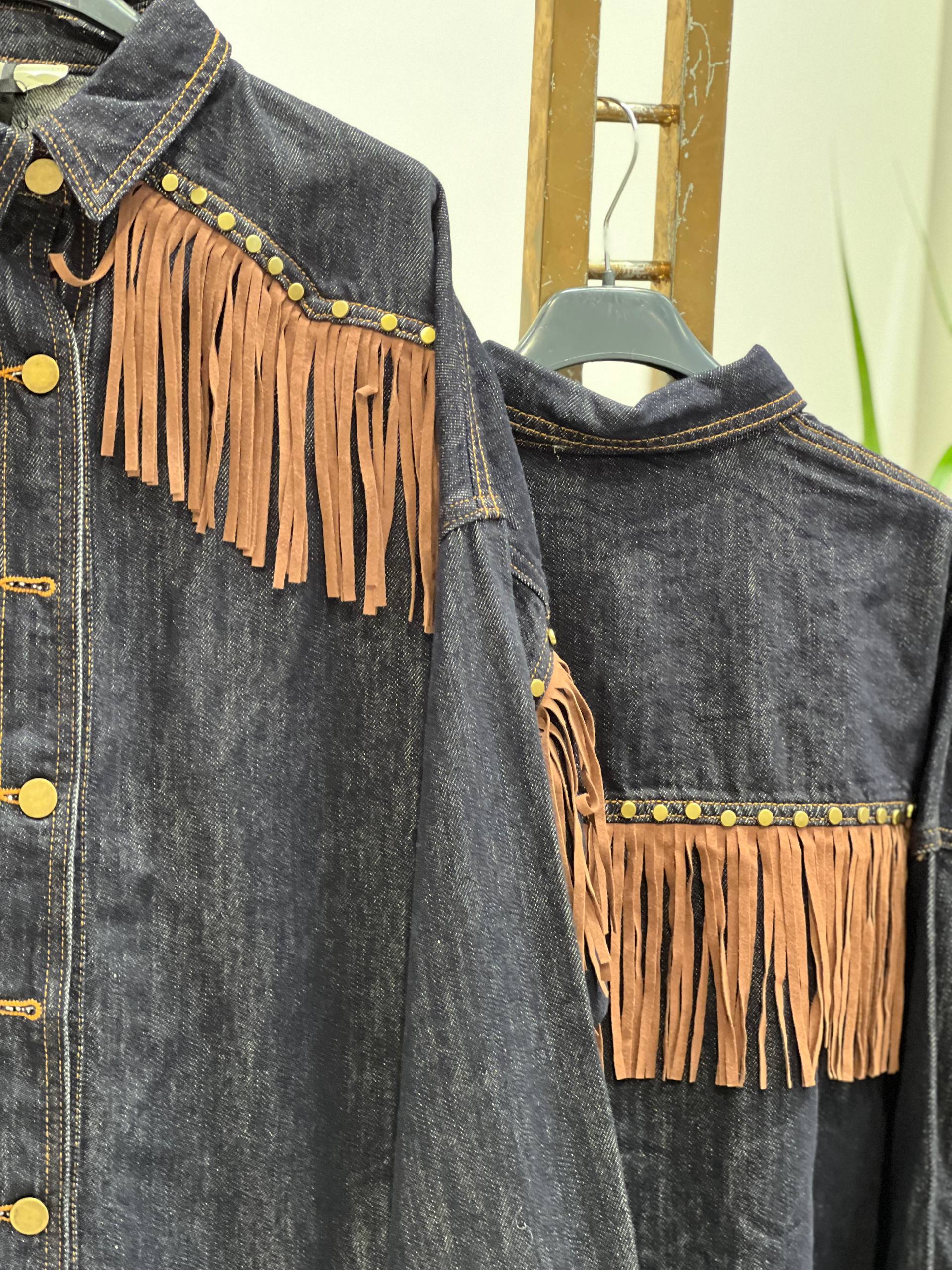 Amelie Follies (Michelle)