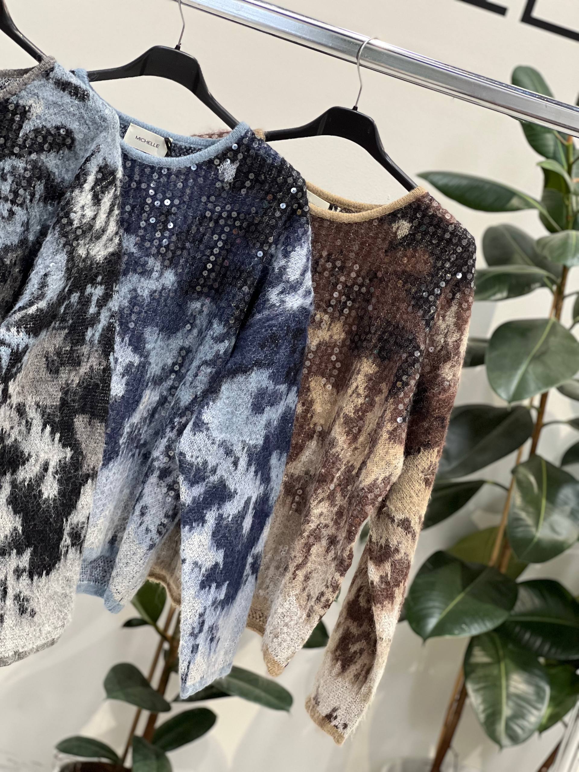 Amelie Follies (Michelle)