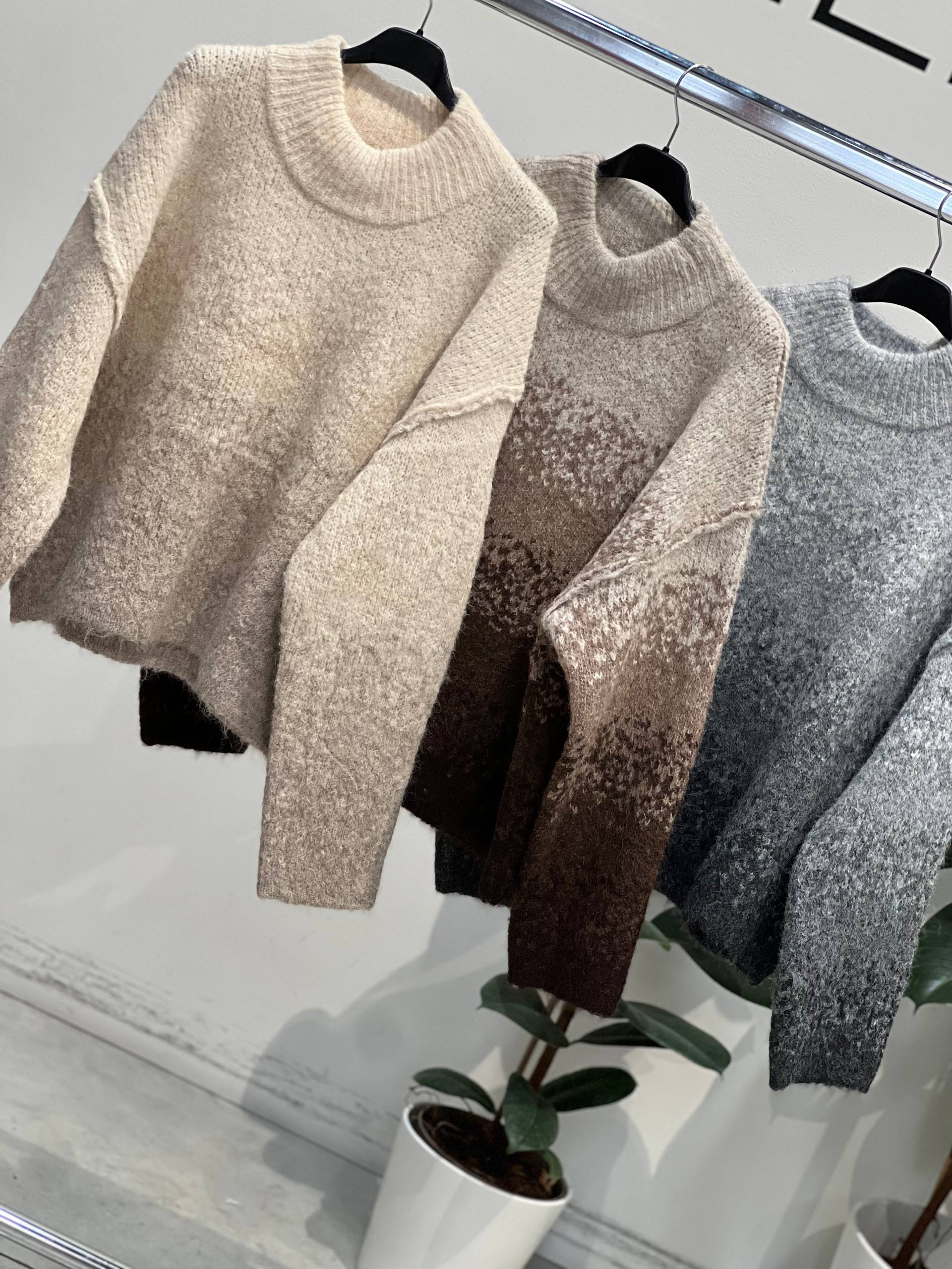 Amelie Follies (Michelle)