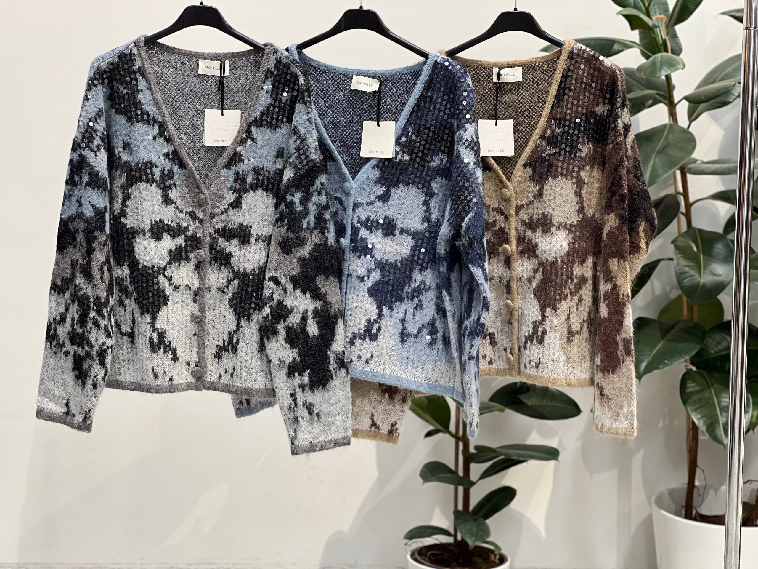 Amelie Follies (Michelle)