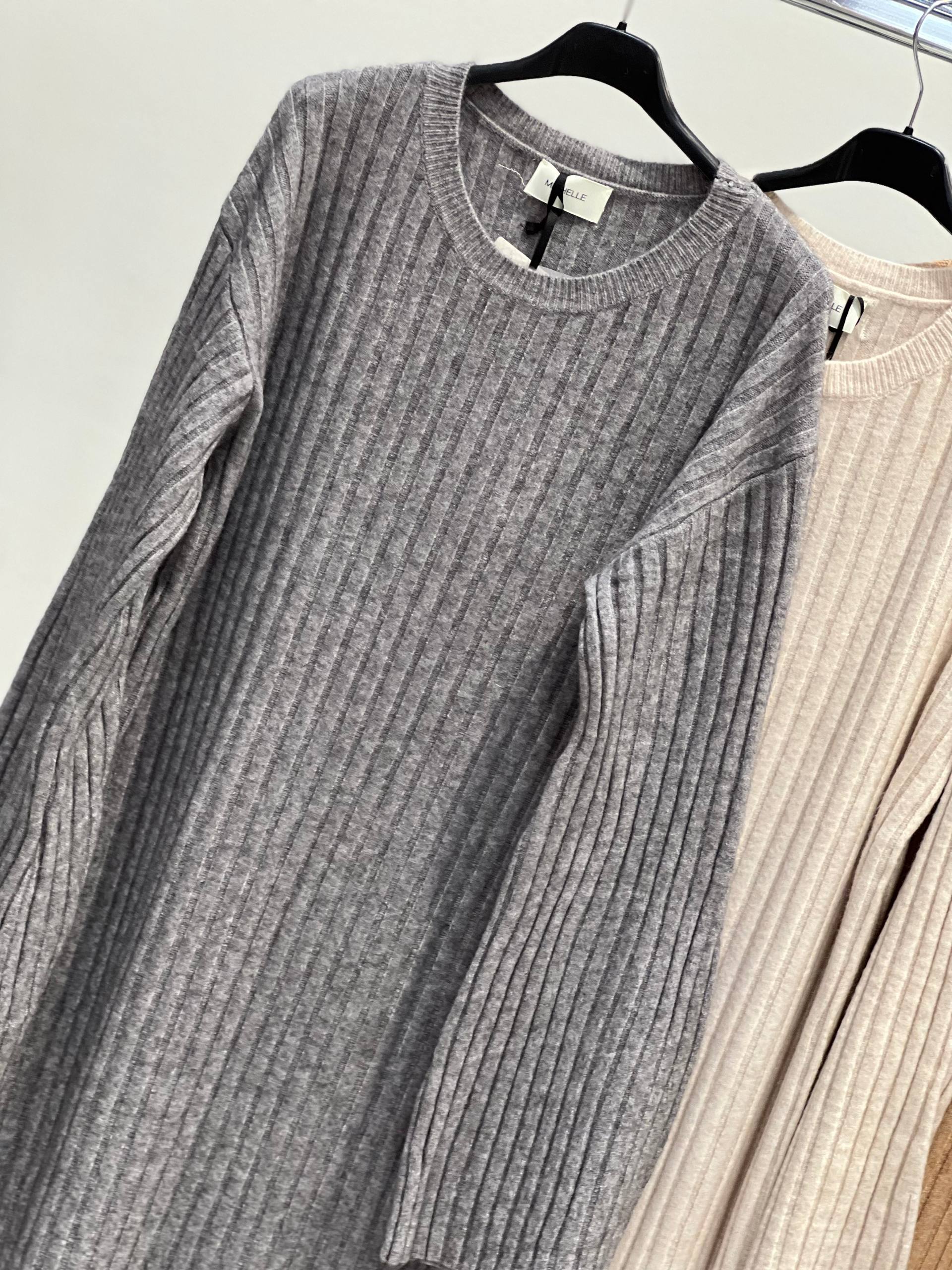 Amelie Follies (Michelle)