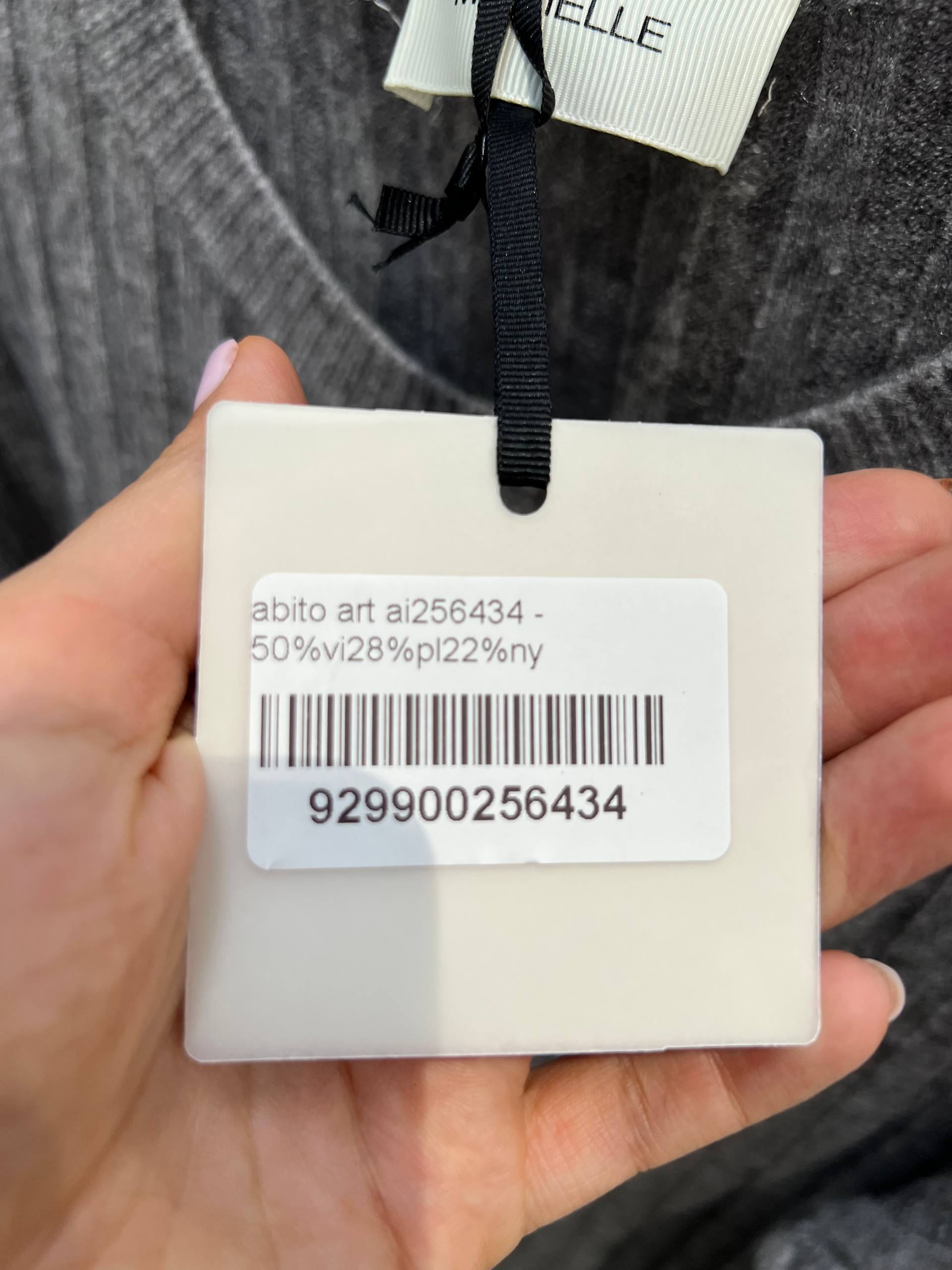 Amelie Follies (Michelle)