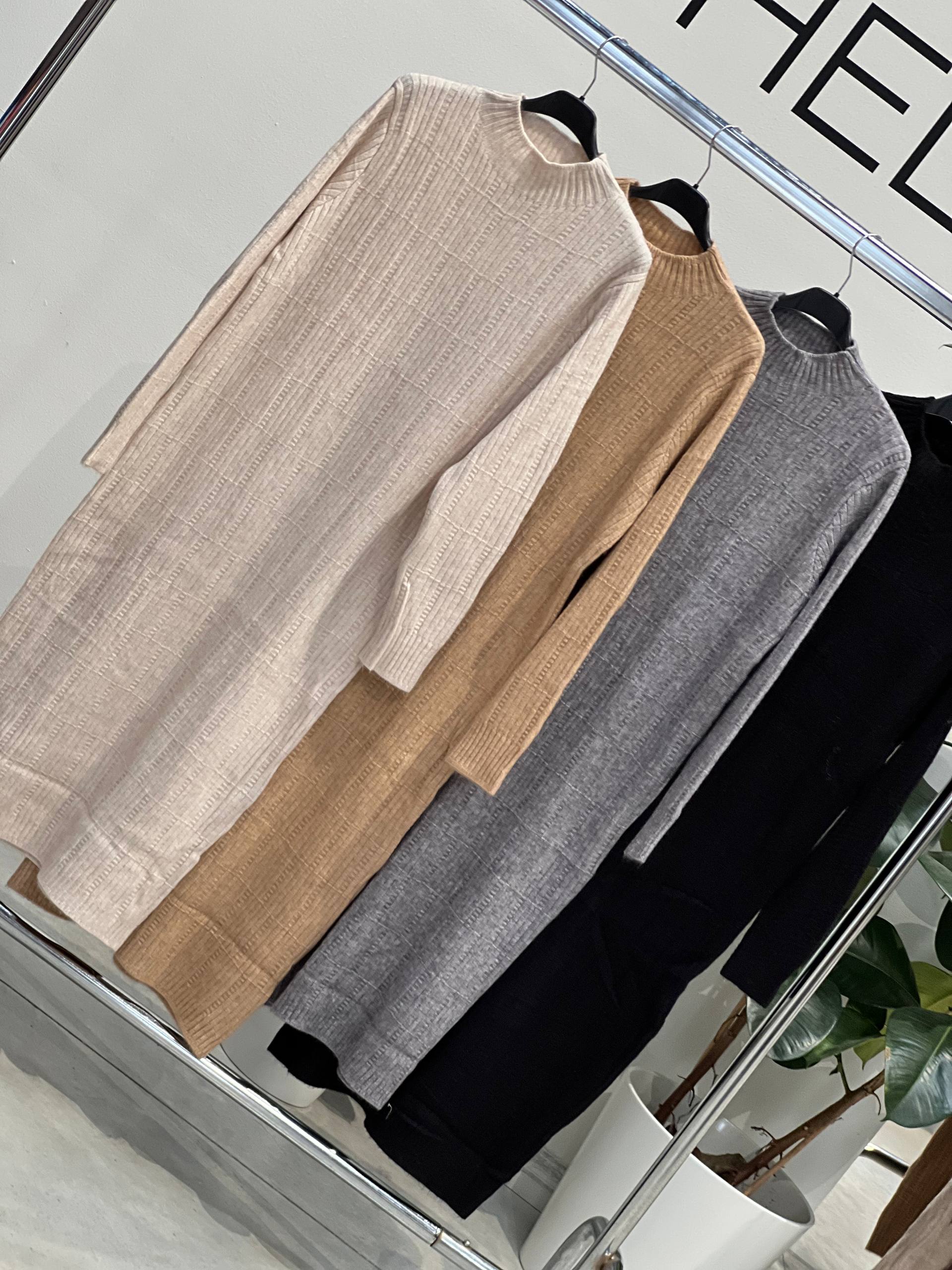 Amelie Follies (Michelle)