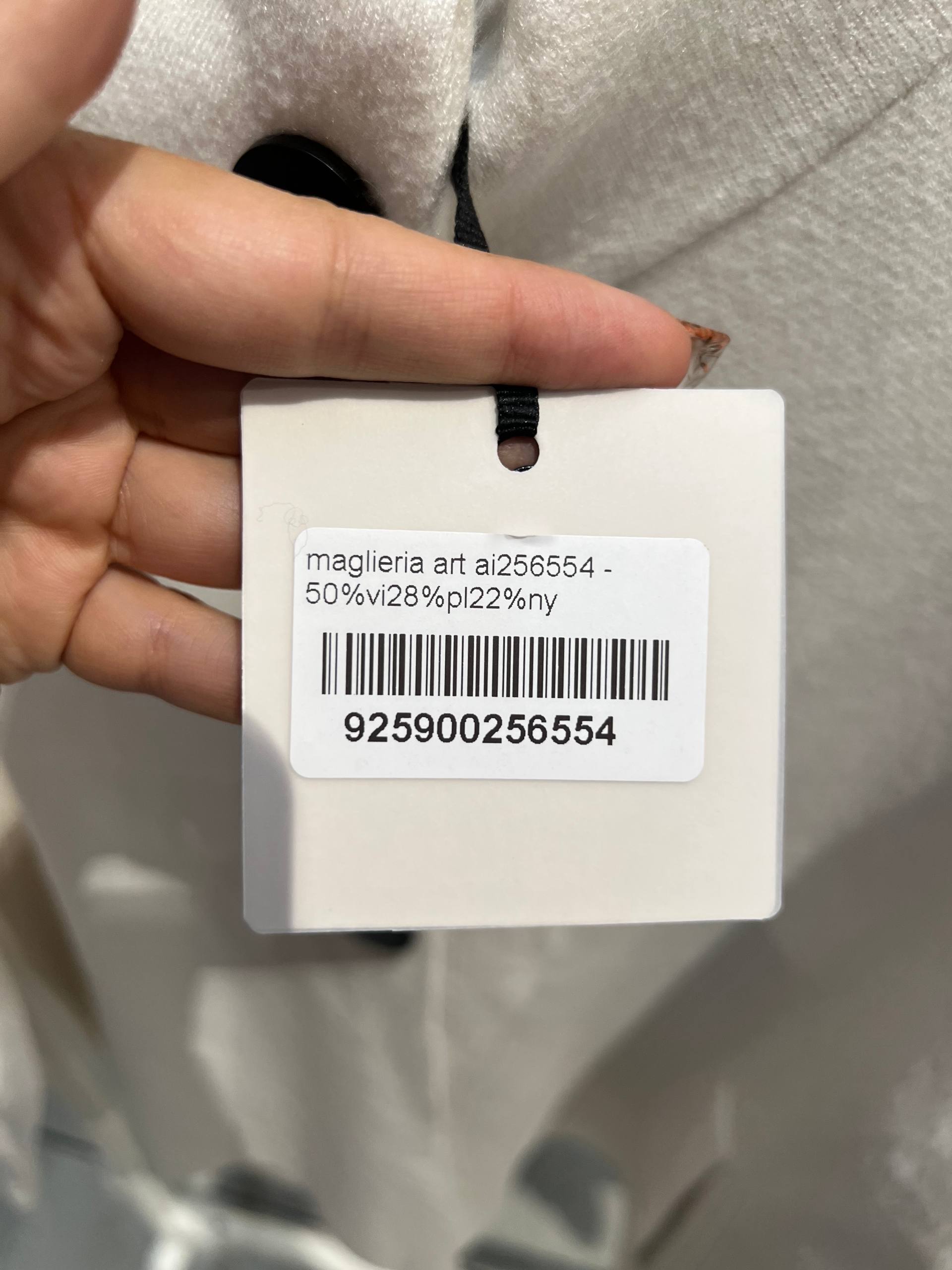 Amelie Follies (Michelle)