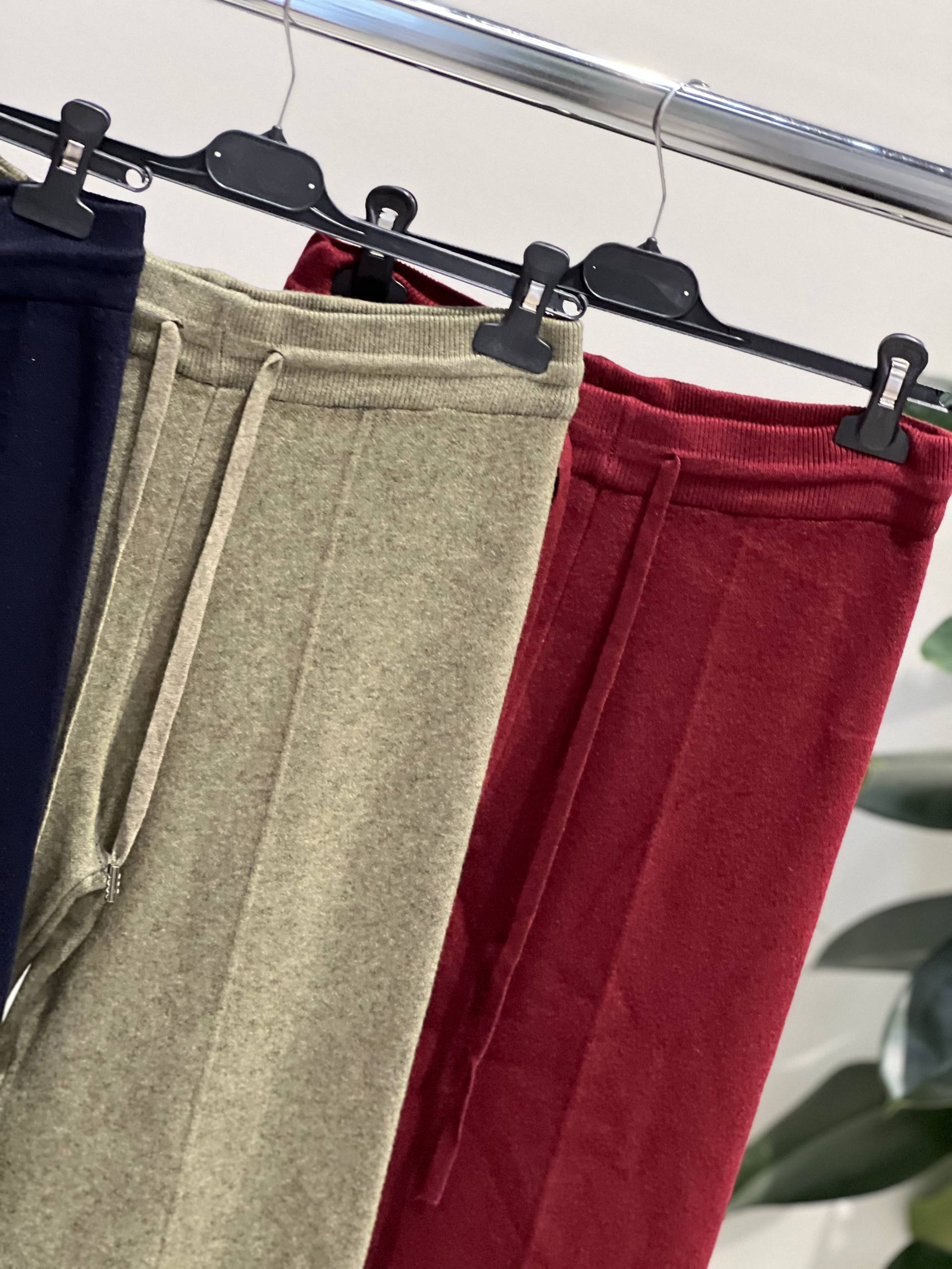 Amelie Follies (Michelle)