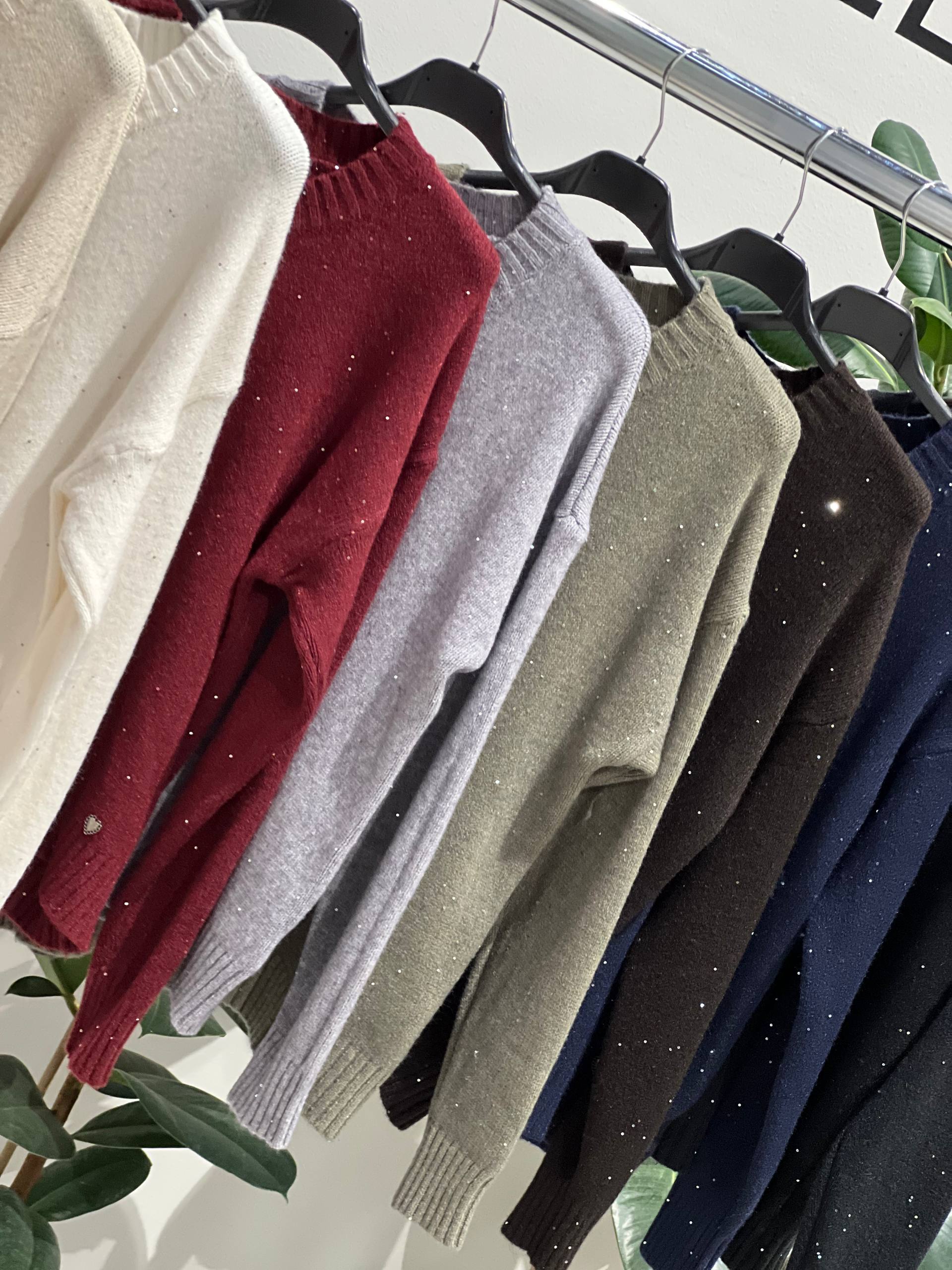 Amelie Follies (Michelle)