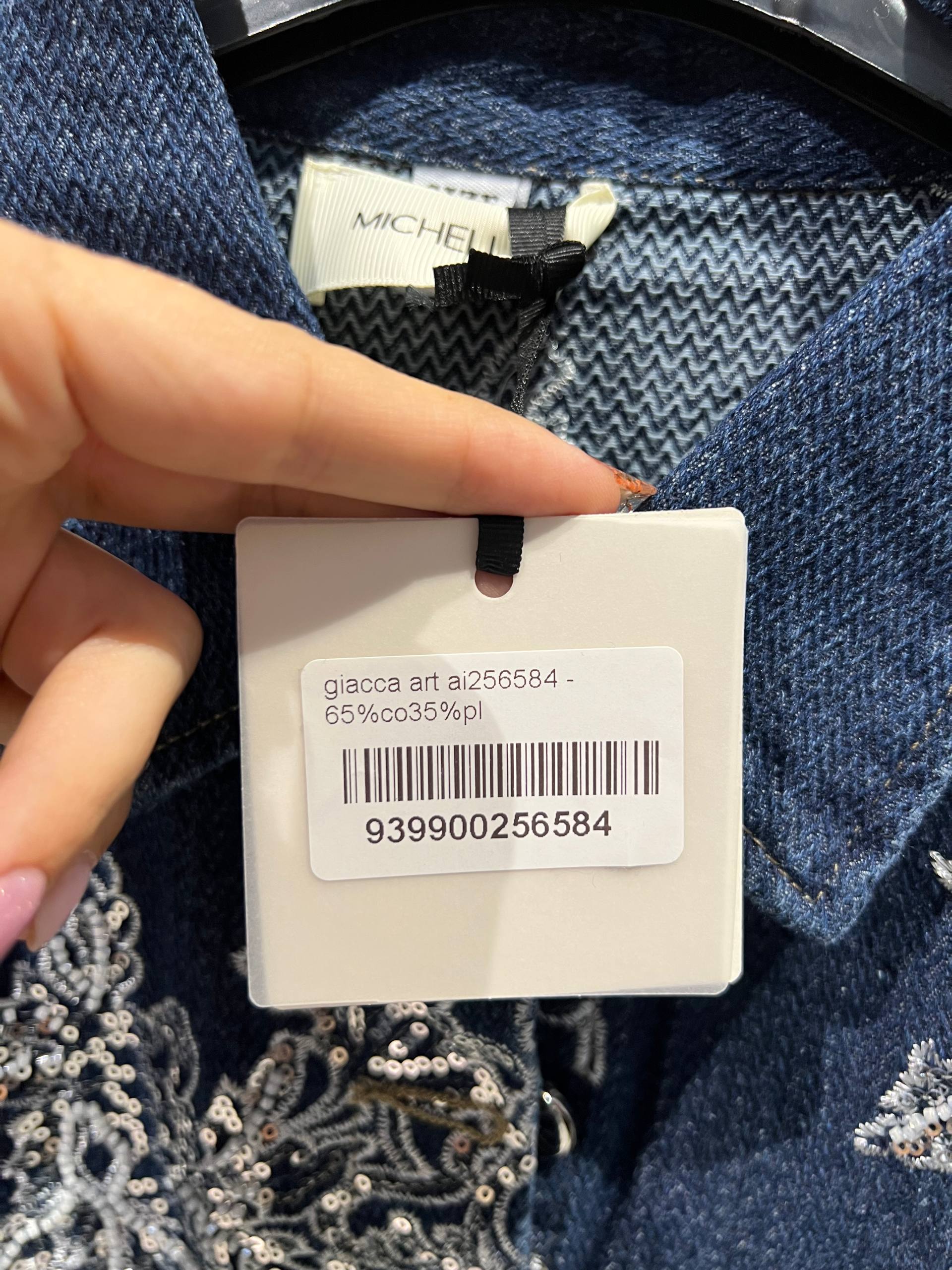 Amelie Follies (Michelle)