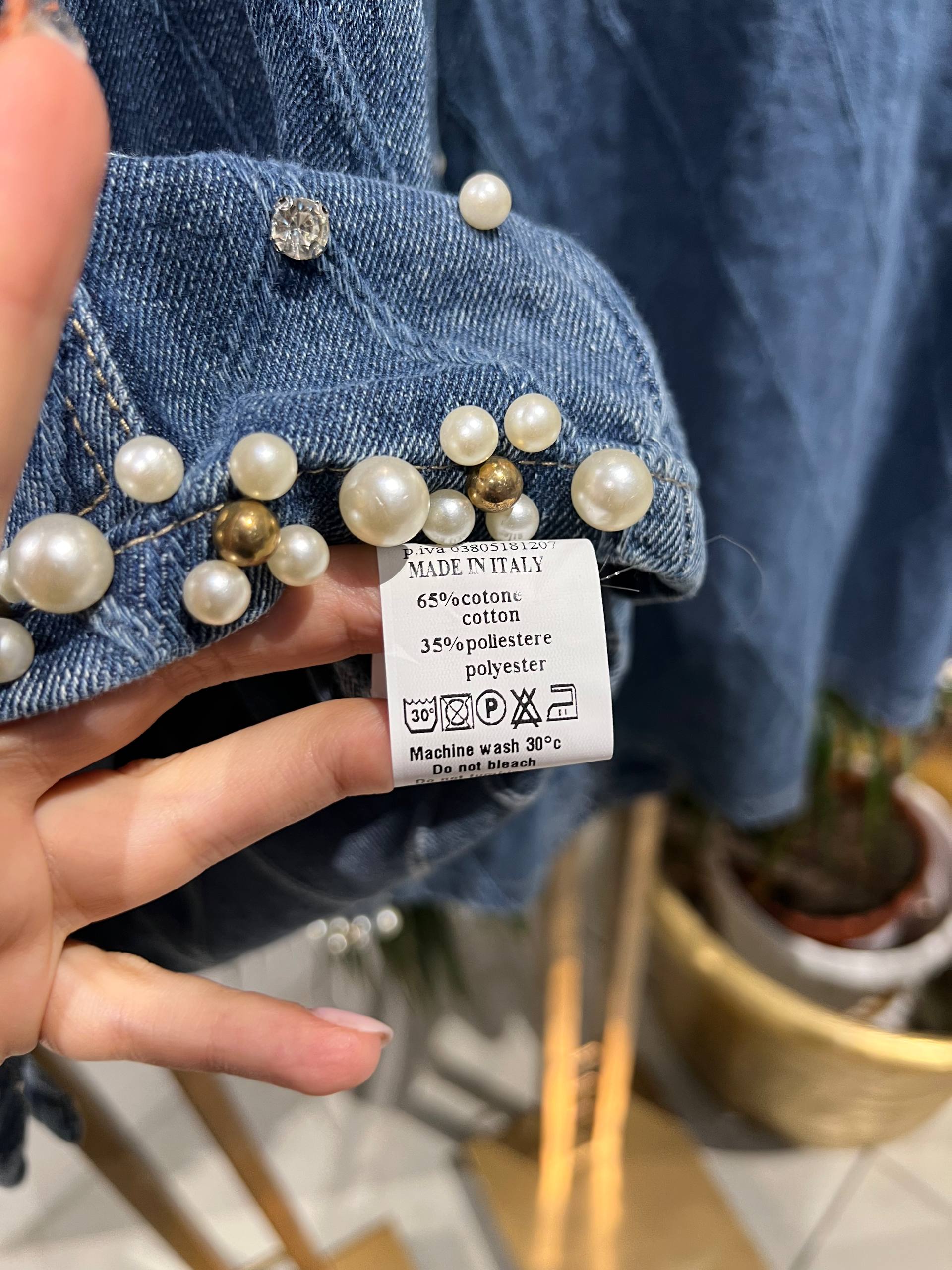 Amelie Follies (Michelle)