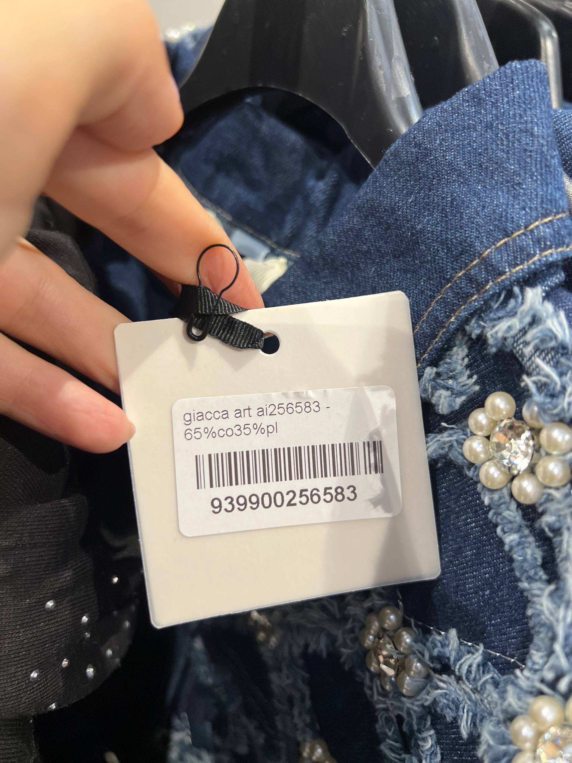 Amelie Follies (Michelle)