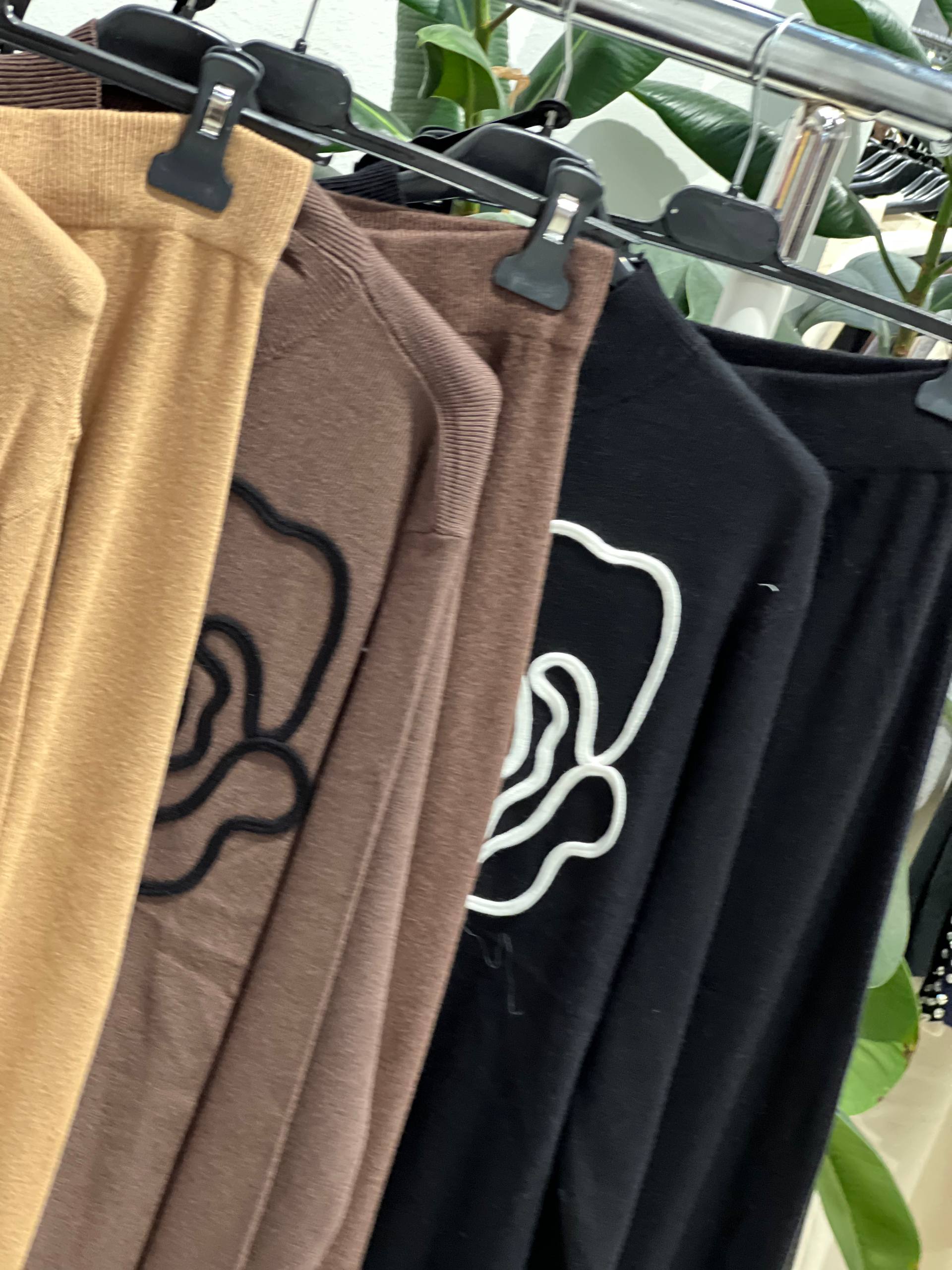 Amelie Follies (Michelle)