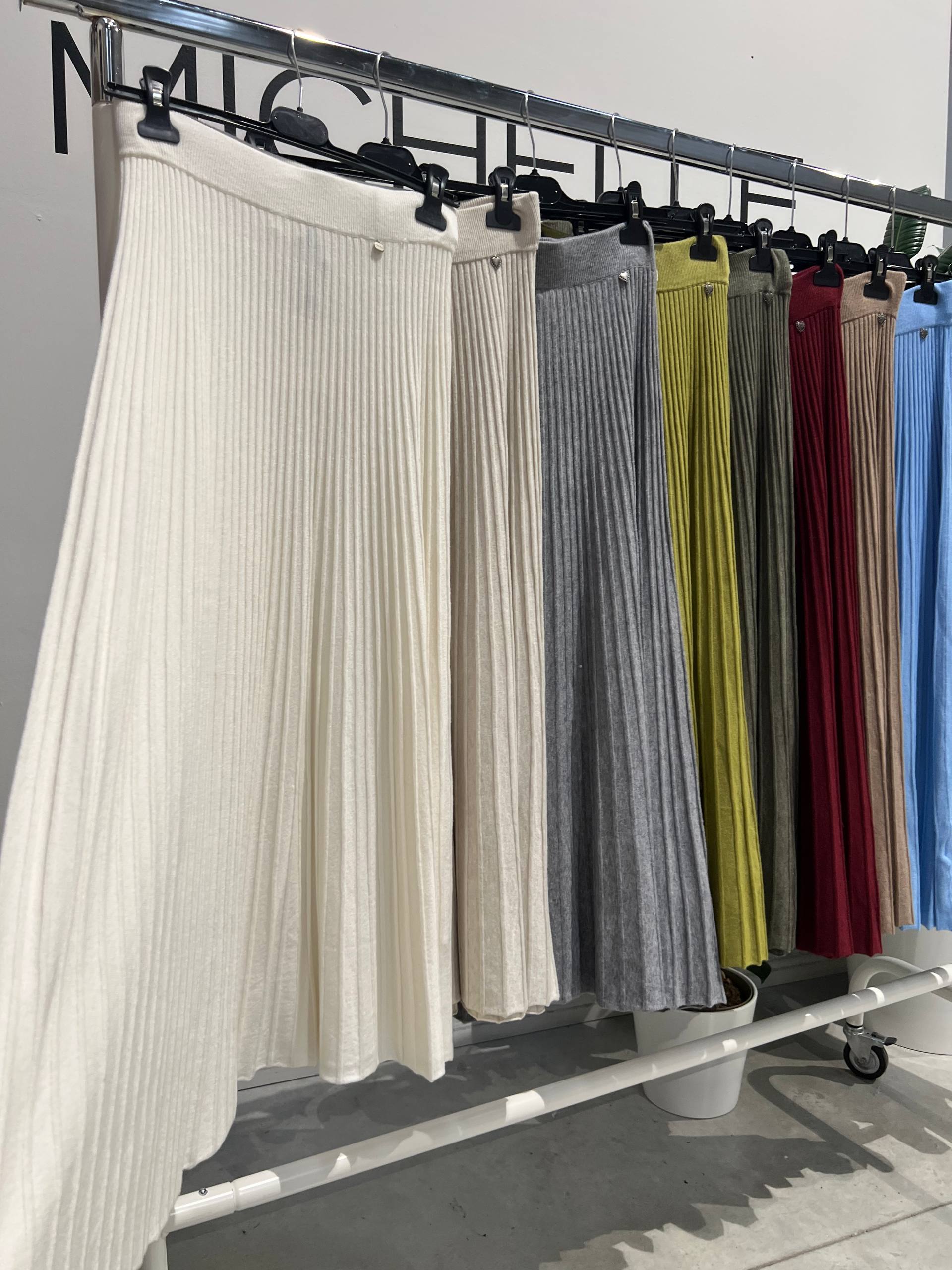 Amelie Follies (Michelle)