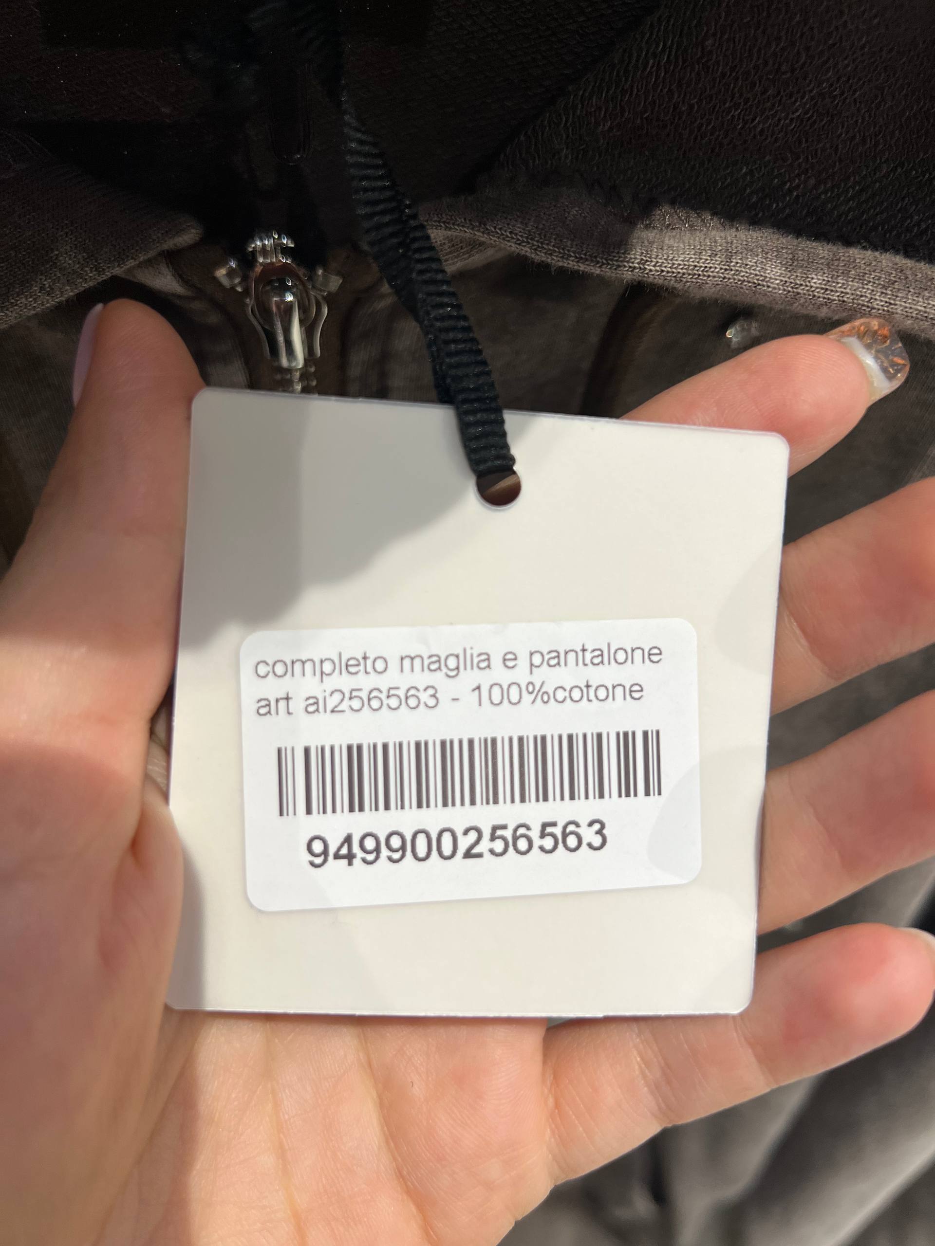 Amelie Follies (Michelle)