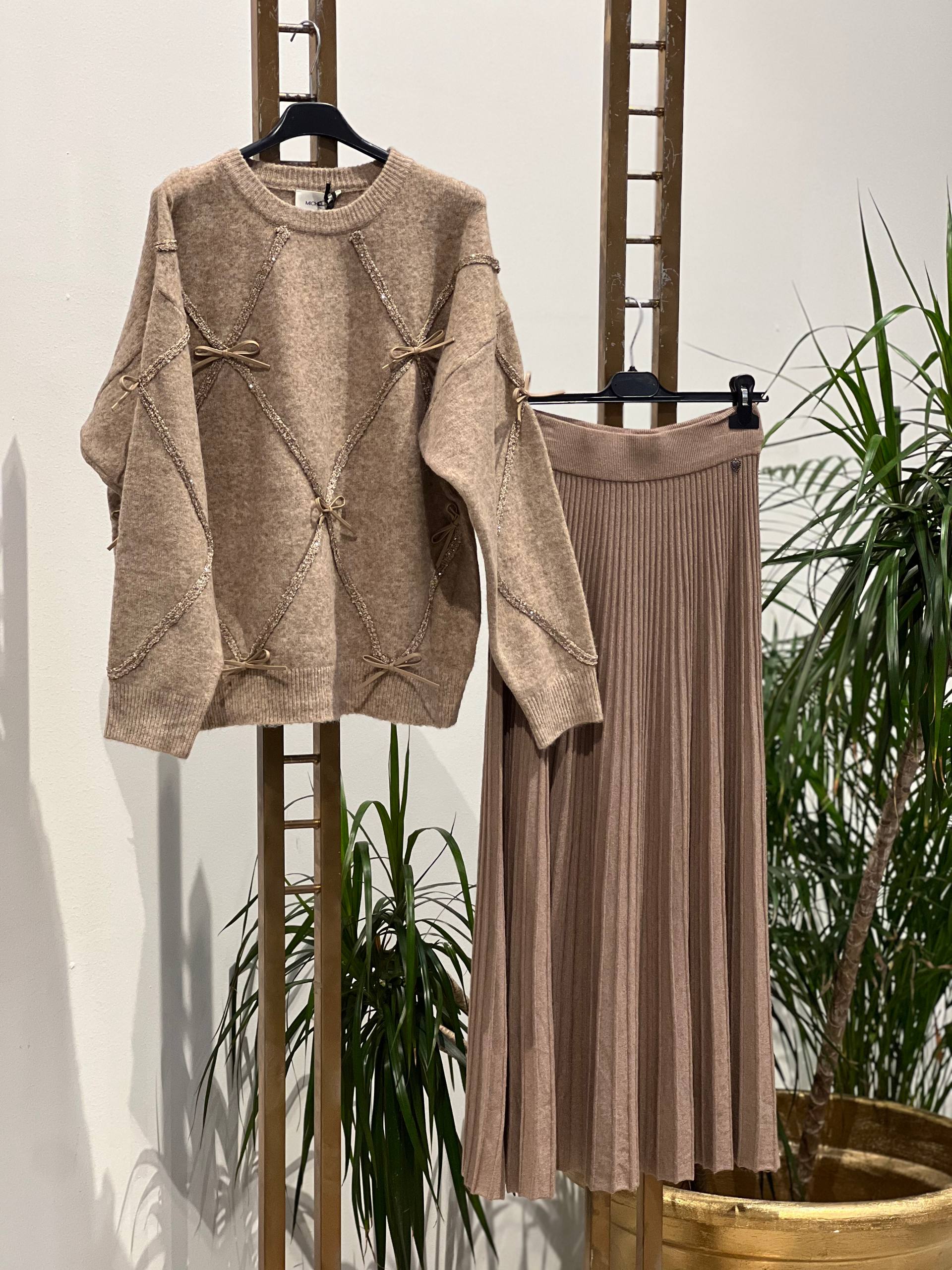 Amelie Follies (Michelle)