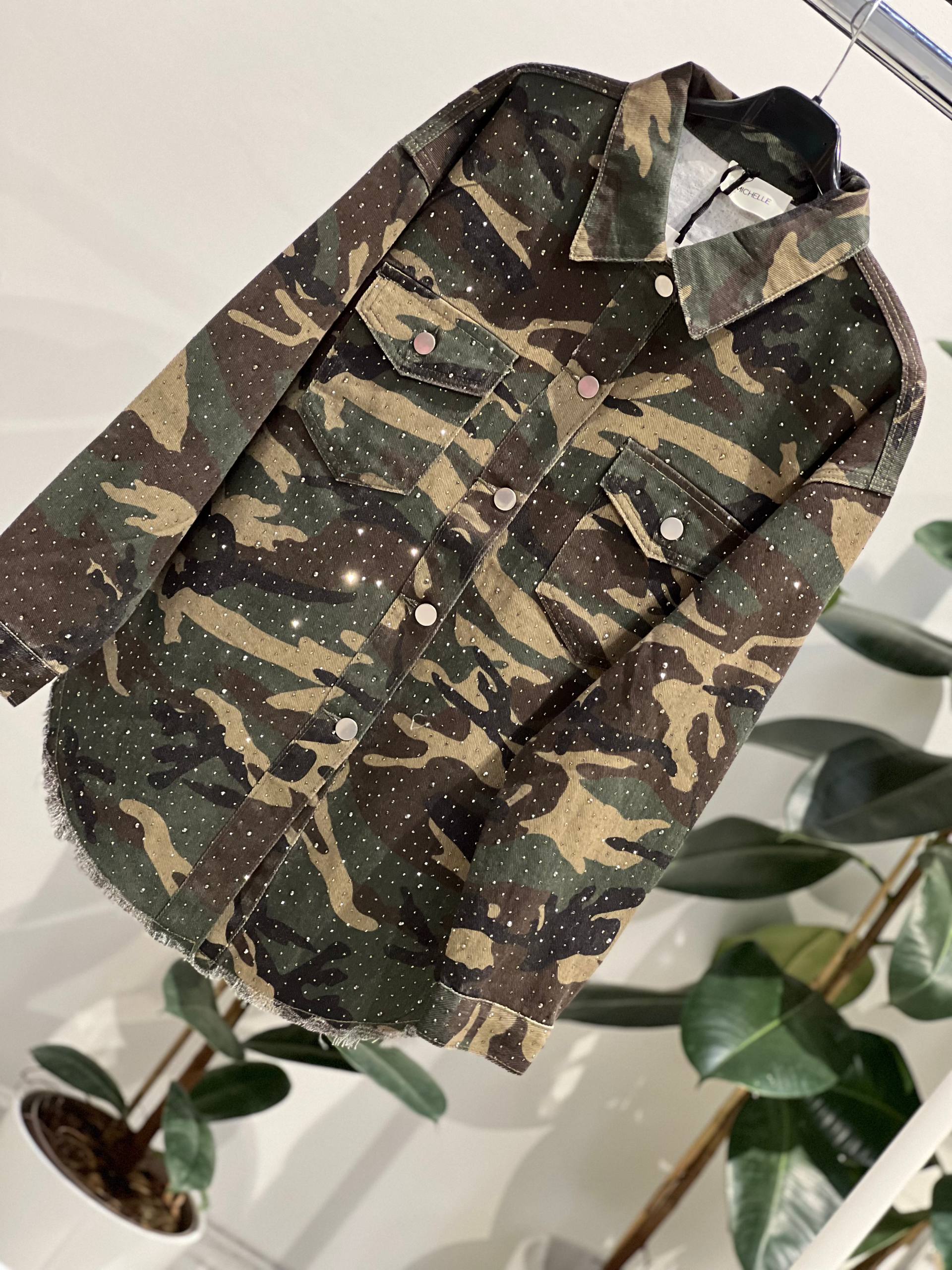 Amelie Follies (Michelle)