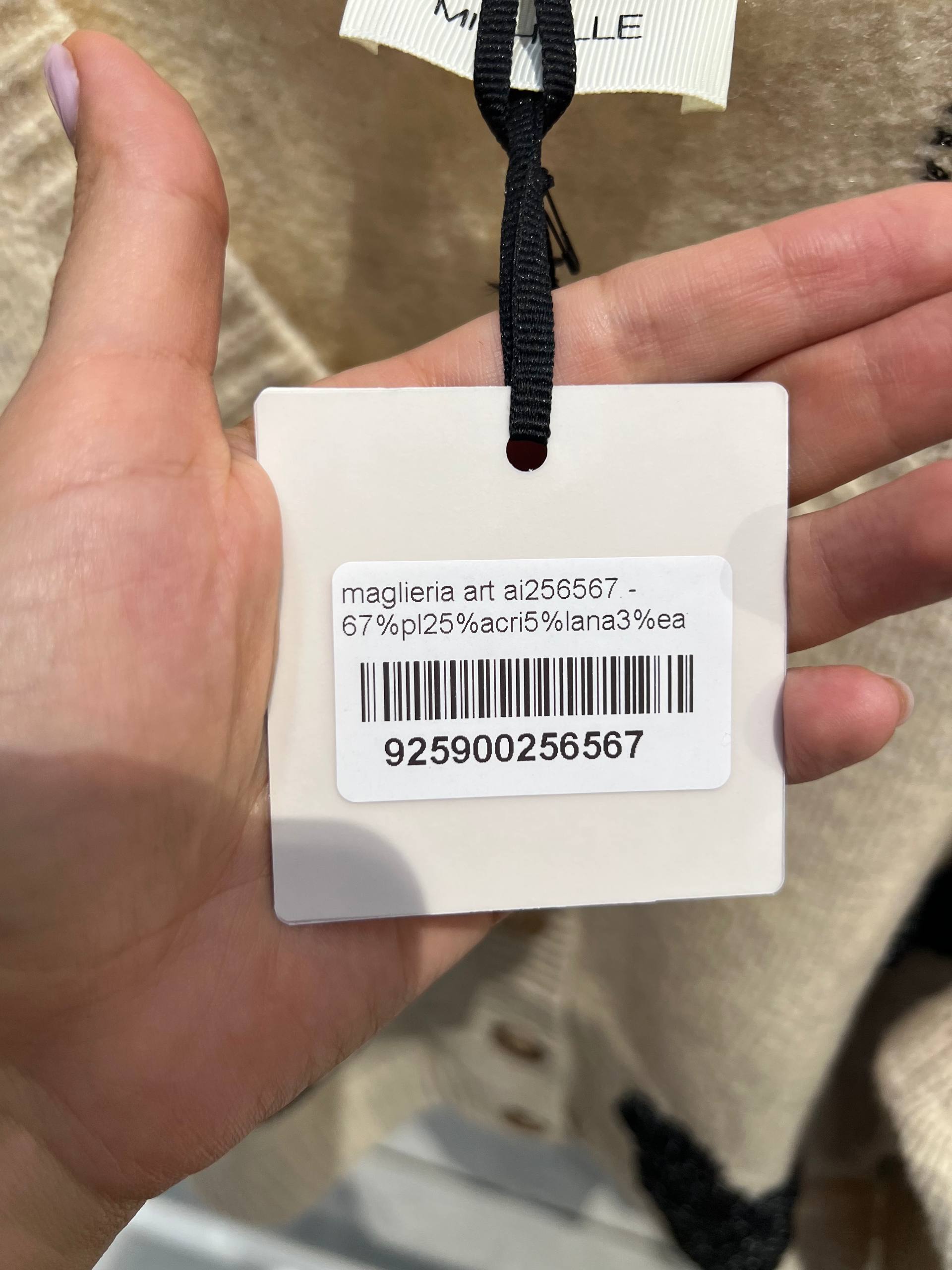 Amelie Follies (Michelle)