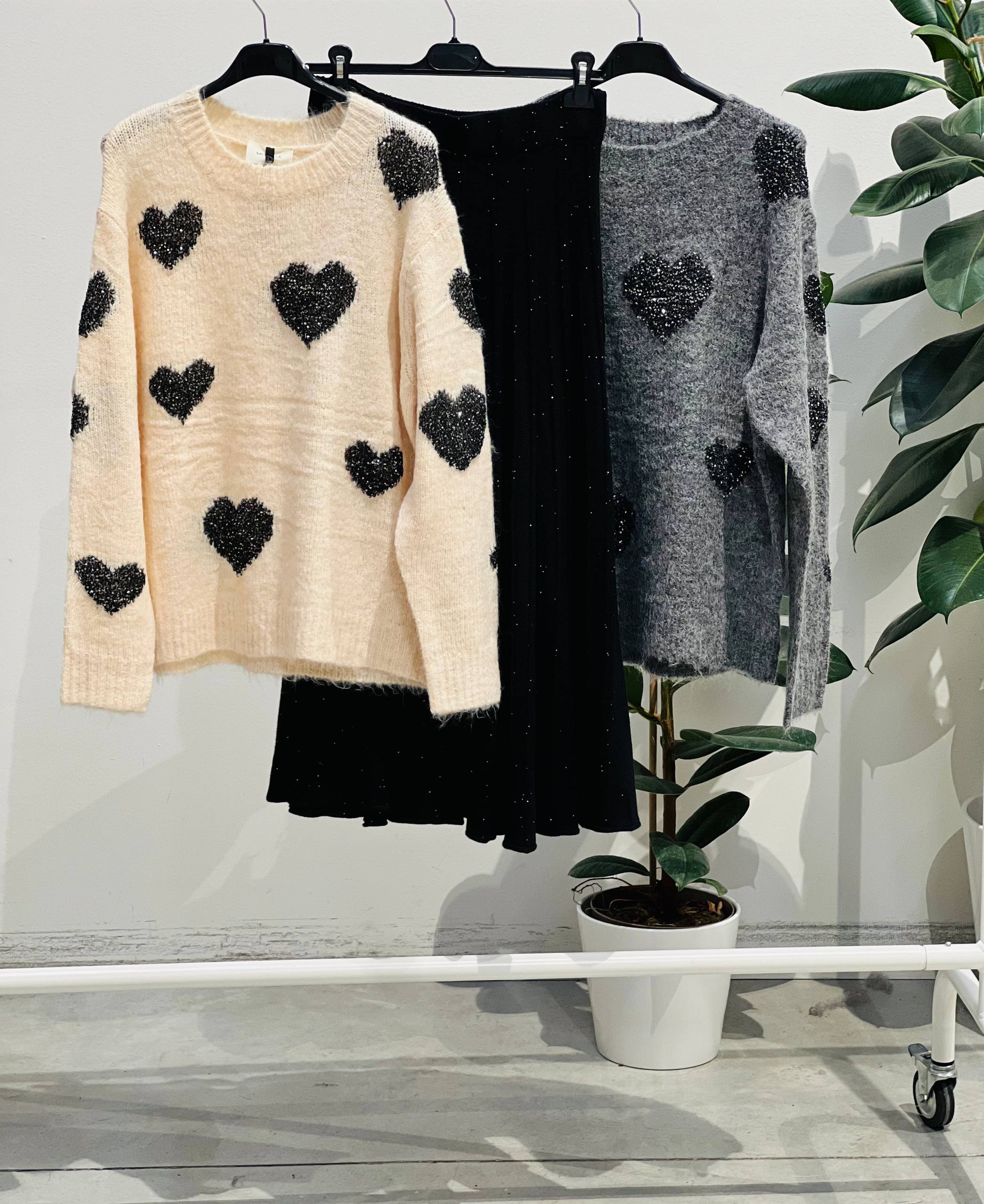 Amelie Follies (Michelle)