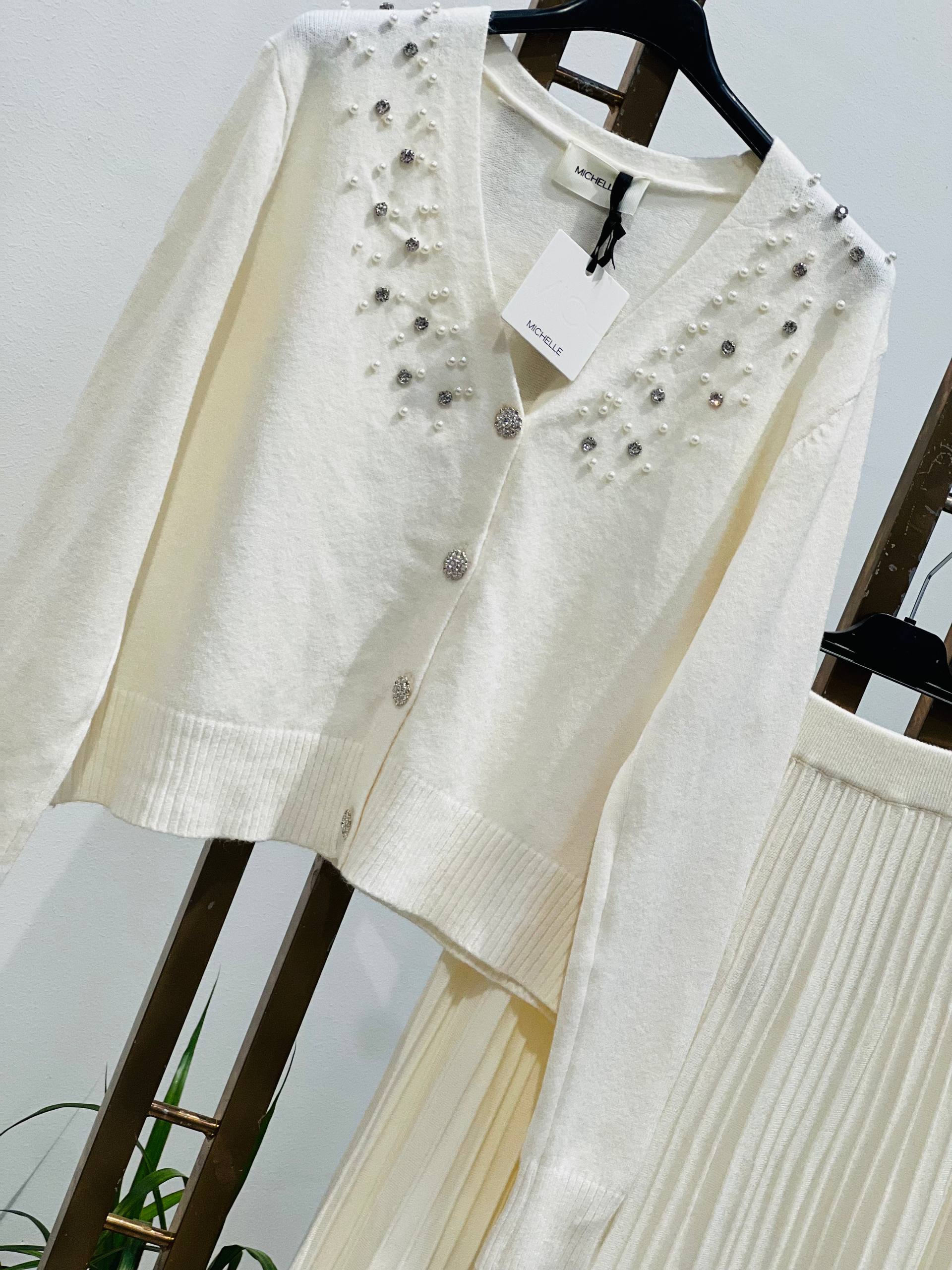 Amelie Follies (Michelle)