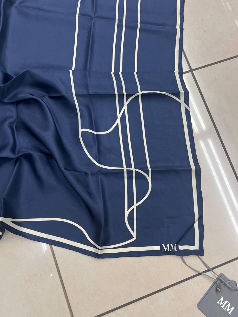 Outlet Фото Outlet