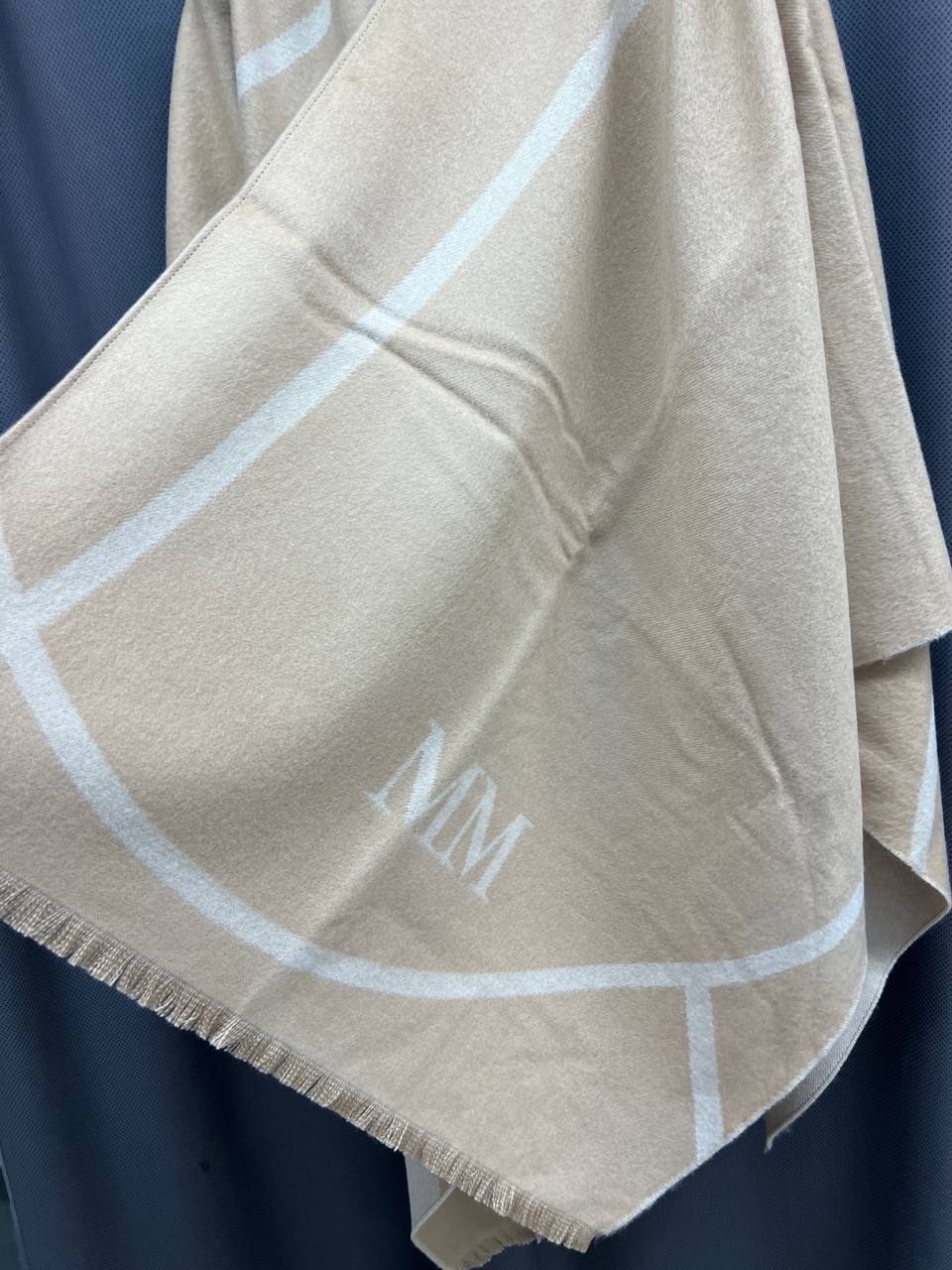 Outlet Фото Outlet