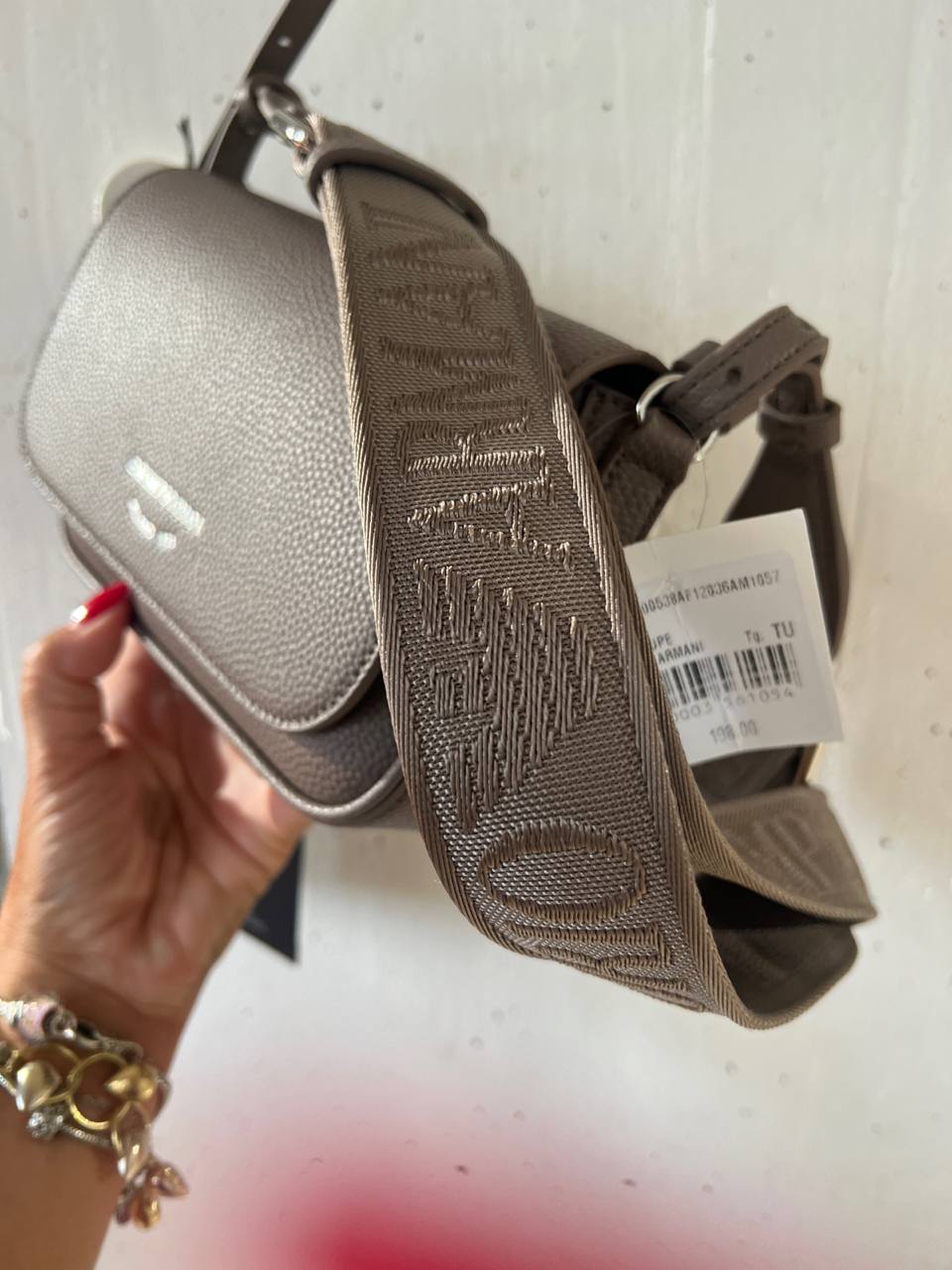 Outlet Фото Outlet