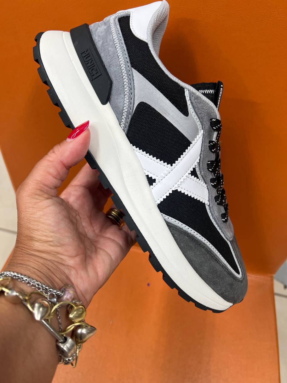 Outlet Фото Outlet