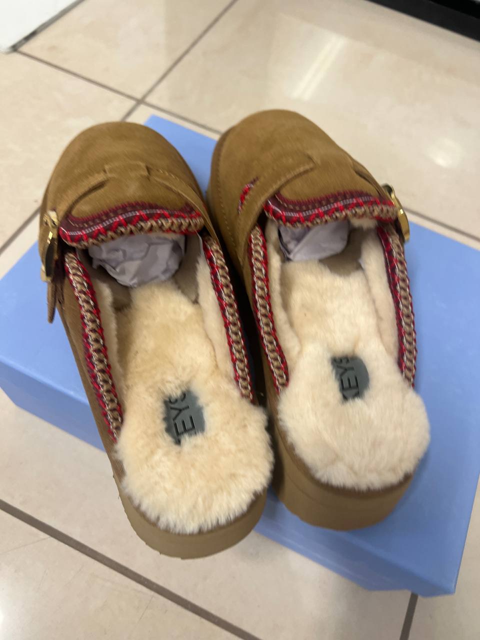 Outlet Фото Outlet