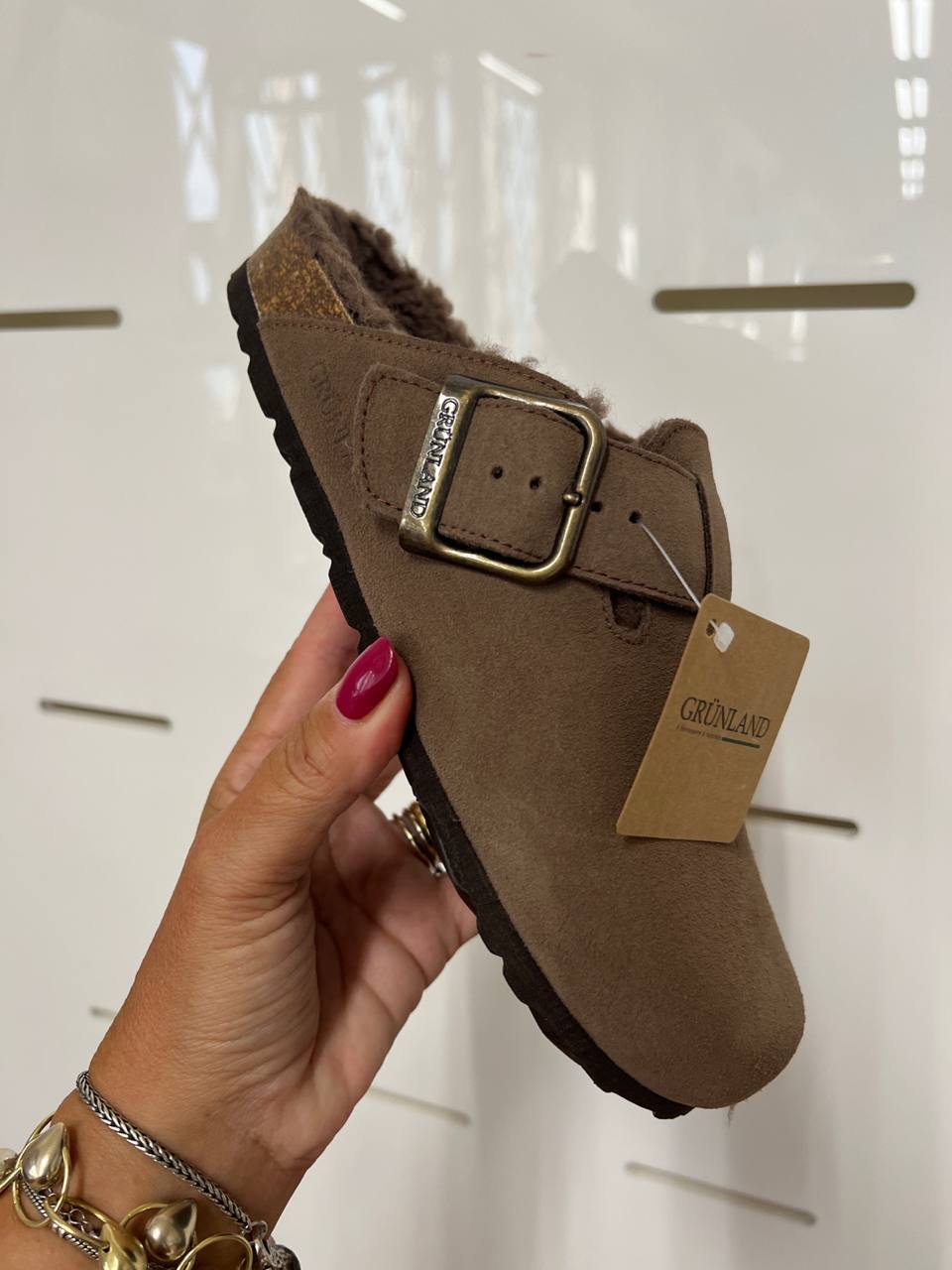 Итальянская одежда, бренд Outlet, арт. 73923421