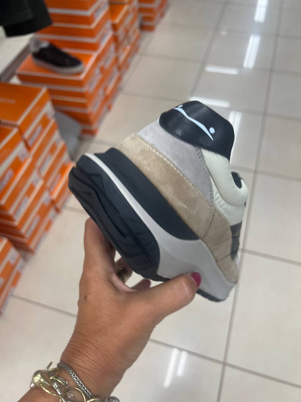 Фото Outlet